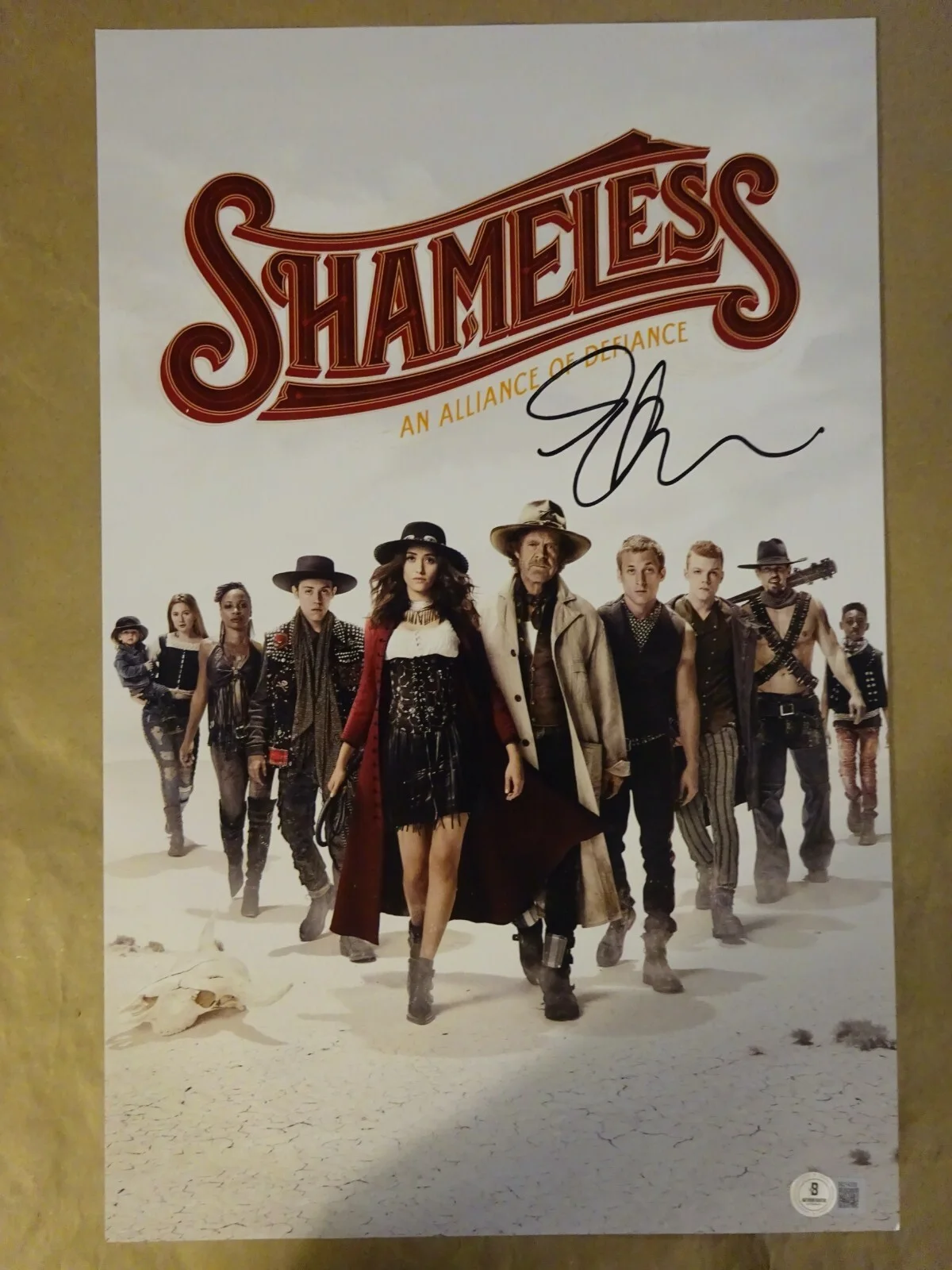 Emmy Rossum — Signed Emmy Rossum Autographed Shameless 11"x17" Photo Beckett COA