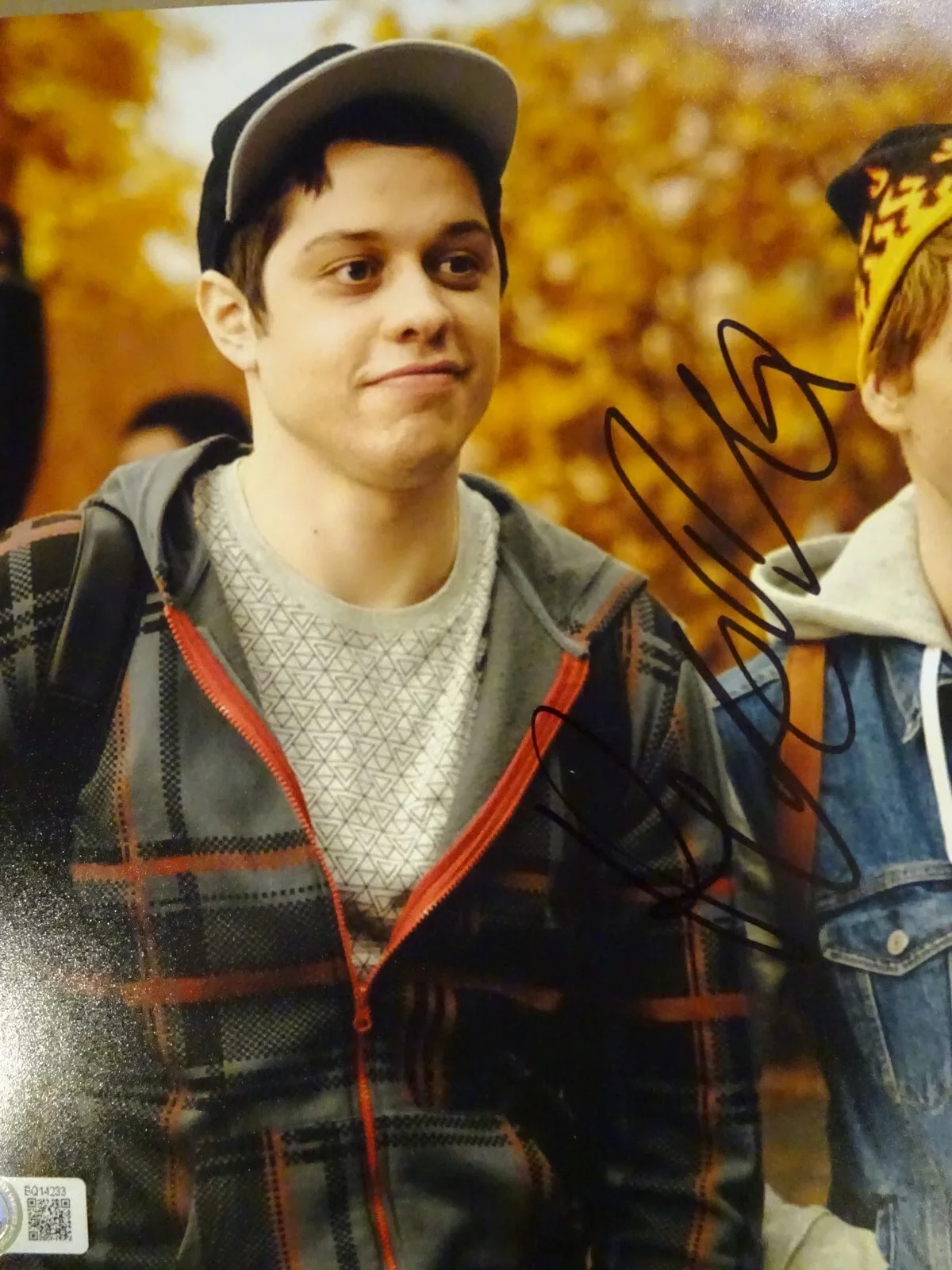 Pete Davidson, Mikey Day — Autographed Pete Davidson & Mikey Day Signed 8"x10" Photo SNL Beckett BAS COA, изображение 3