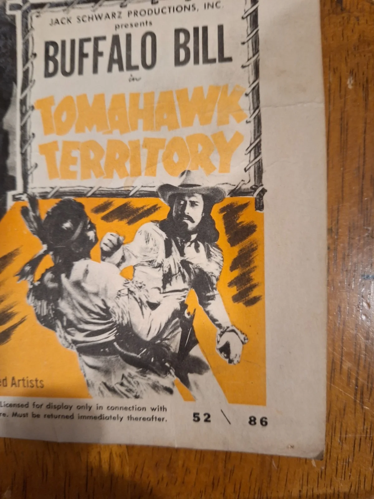 Orig. Signed Clayton Moore Buffalo Bill Tomahawk Territory Lobby Card (#13), изображение 3