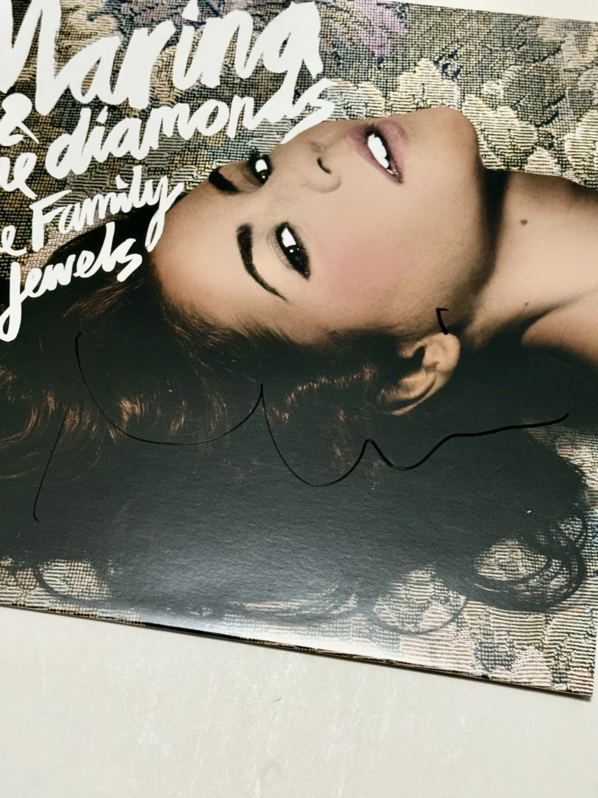 Marina Diamandis The Diamonds The Family Jewels Signed Vinyl Record LP Album, изображение 2