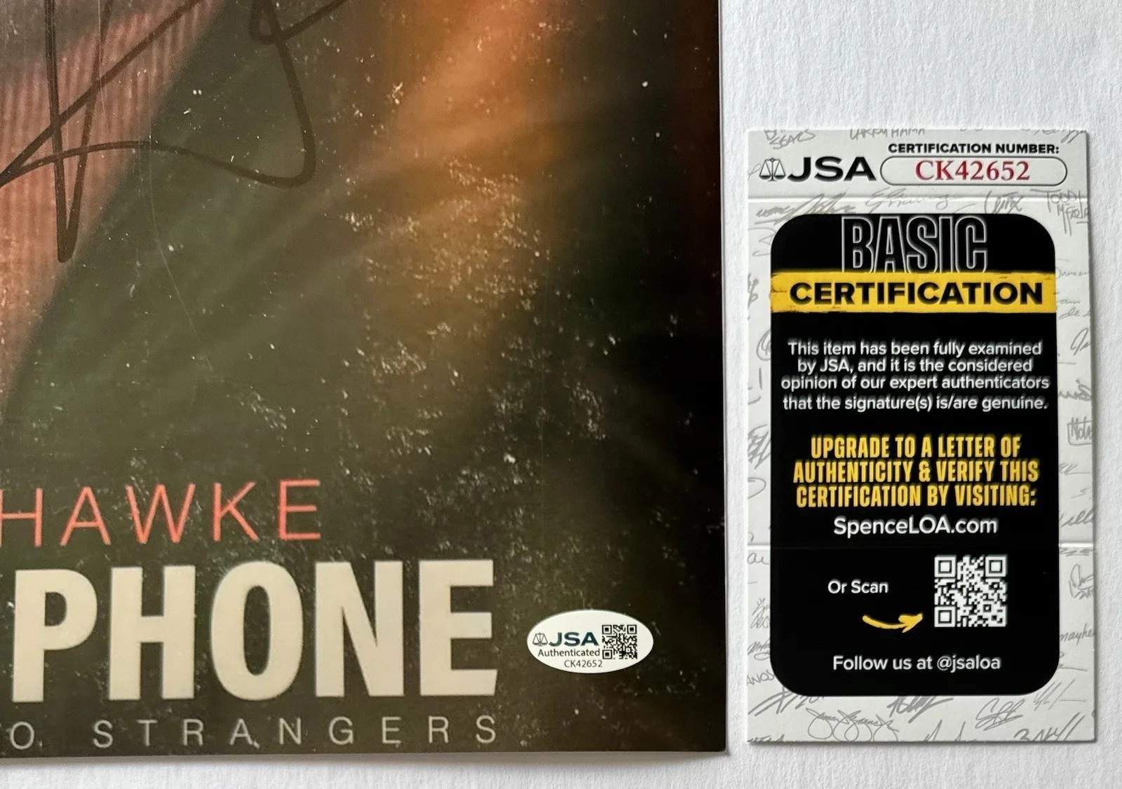 ETHAN HAWKE — ETHAN HAWKE HAND SIGNED AUTOGRAPH "BLACK PHONE" 12X18 MOVIE PHOTO +JSA COA., изображение 4