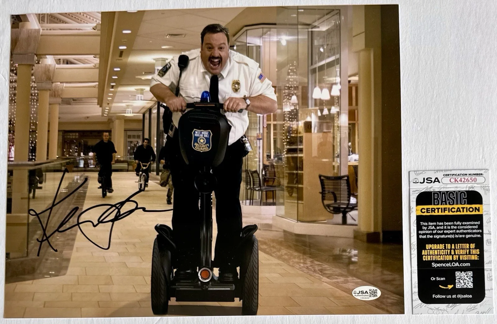 KEVIN JAMES — KEVIN JAMES HAND SIGNED AUTOGRAPH 'PAUL BLART MALL COP' 11X14 PHOTO W/ JSA COA, изображение 3