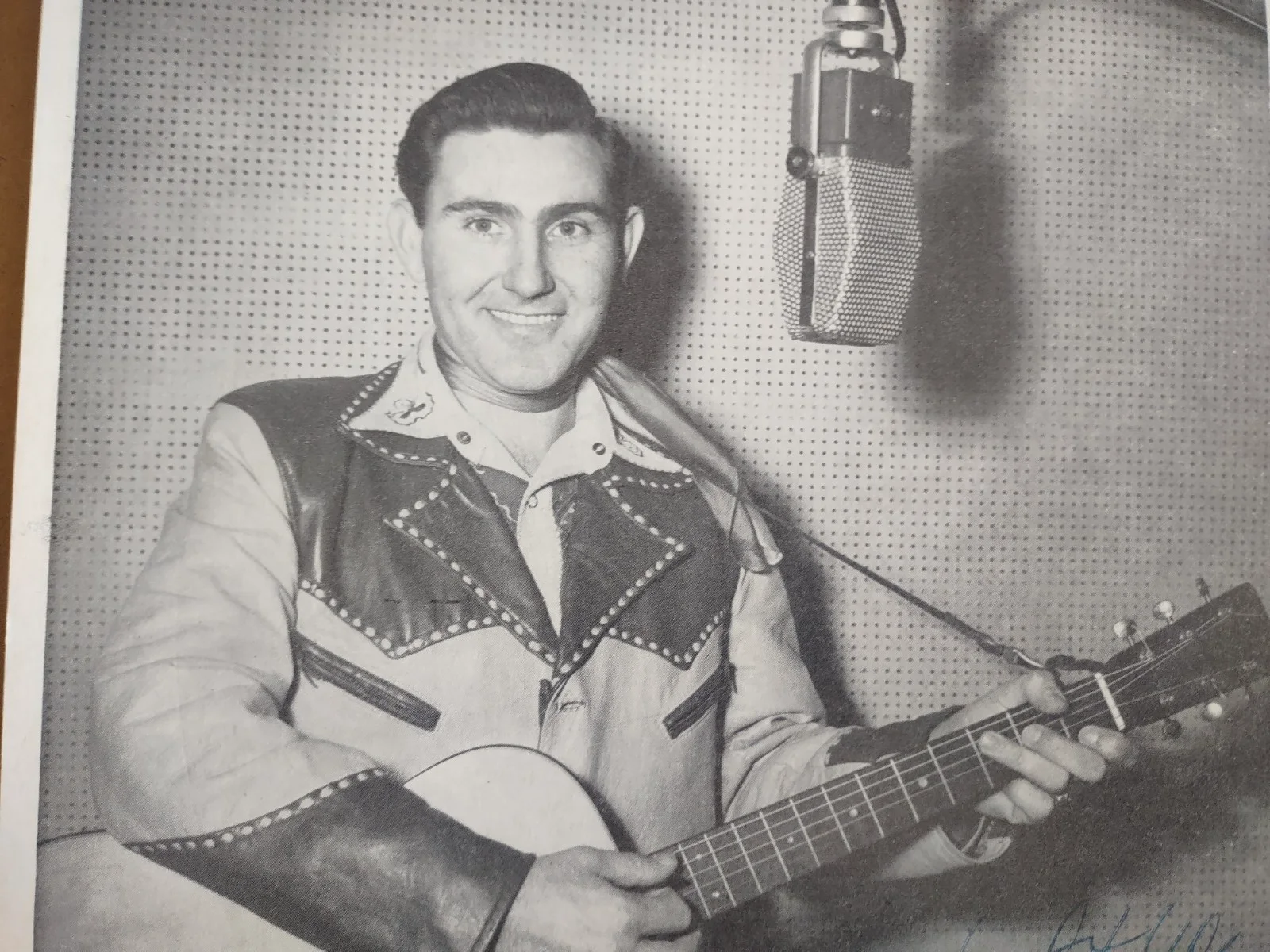 Webb Pierce- Signed Photograph 8" X 10" Lyrics on back, image 2