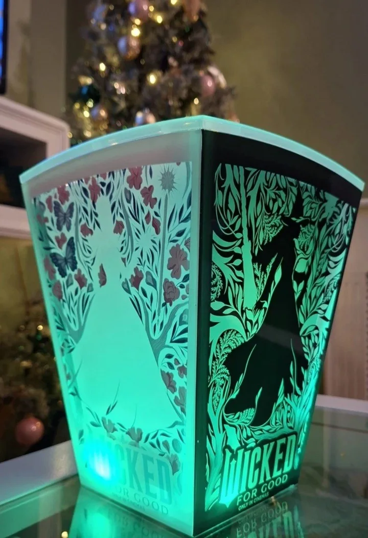 Cineworld Wicked For Good LED Light Up Limited Edition Popcorn Bucket BRAND NEW, изображение 2