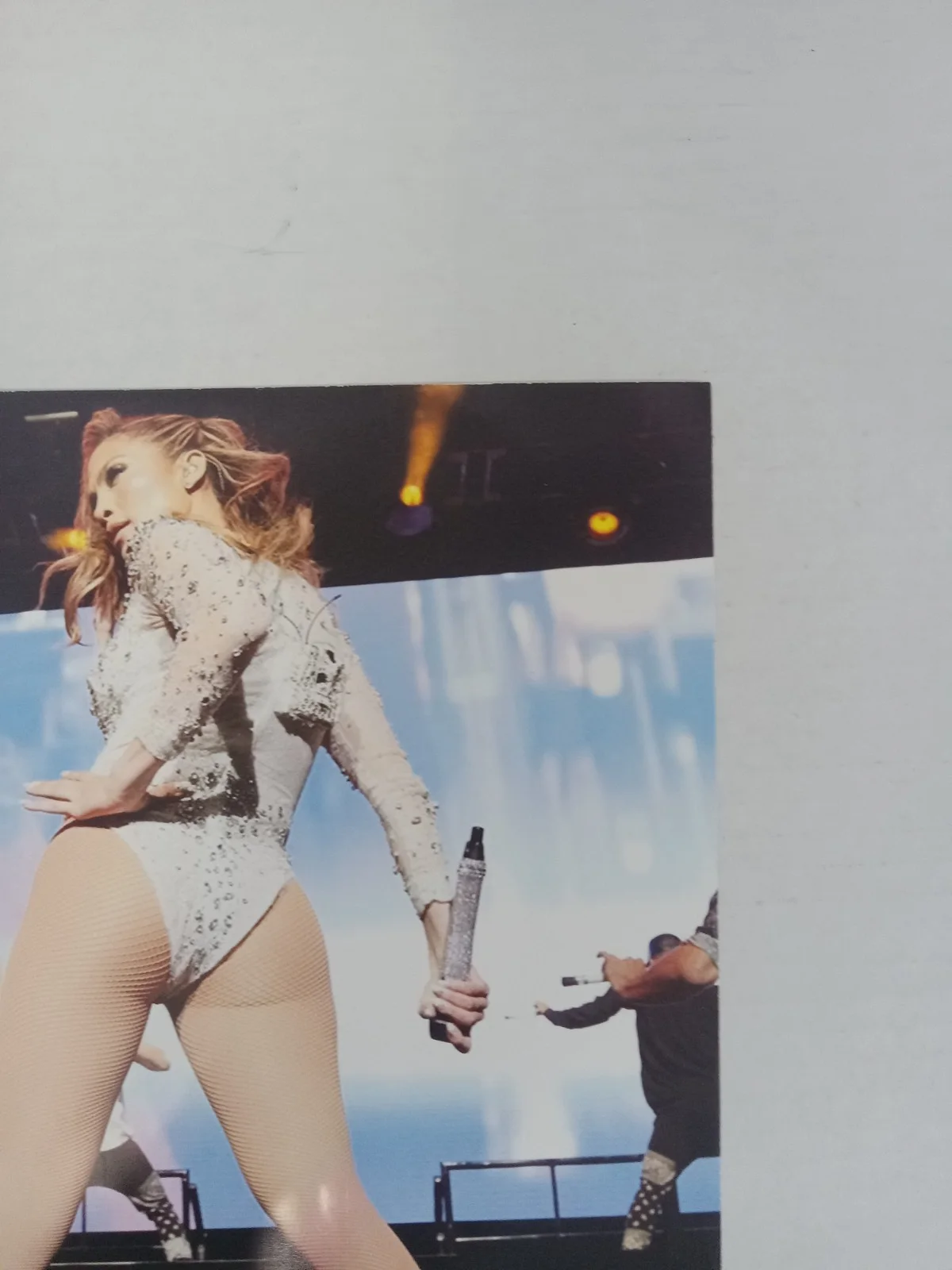 Jennifer Lopez autographed 8x10 photo with COA, image 3