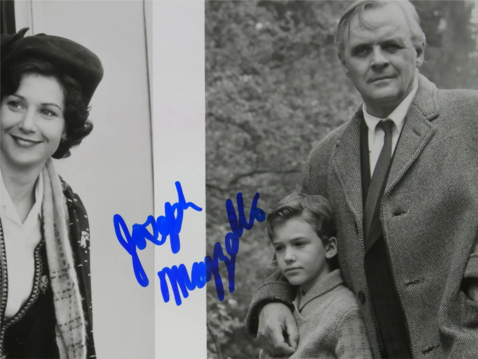 Joseph Mazzell — Joseph Mazzello Signed 8x10 Photo B&W Promo Shadowlands Autographed JSA COA, image 3