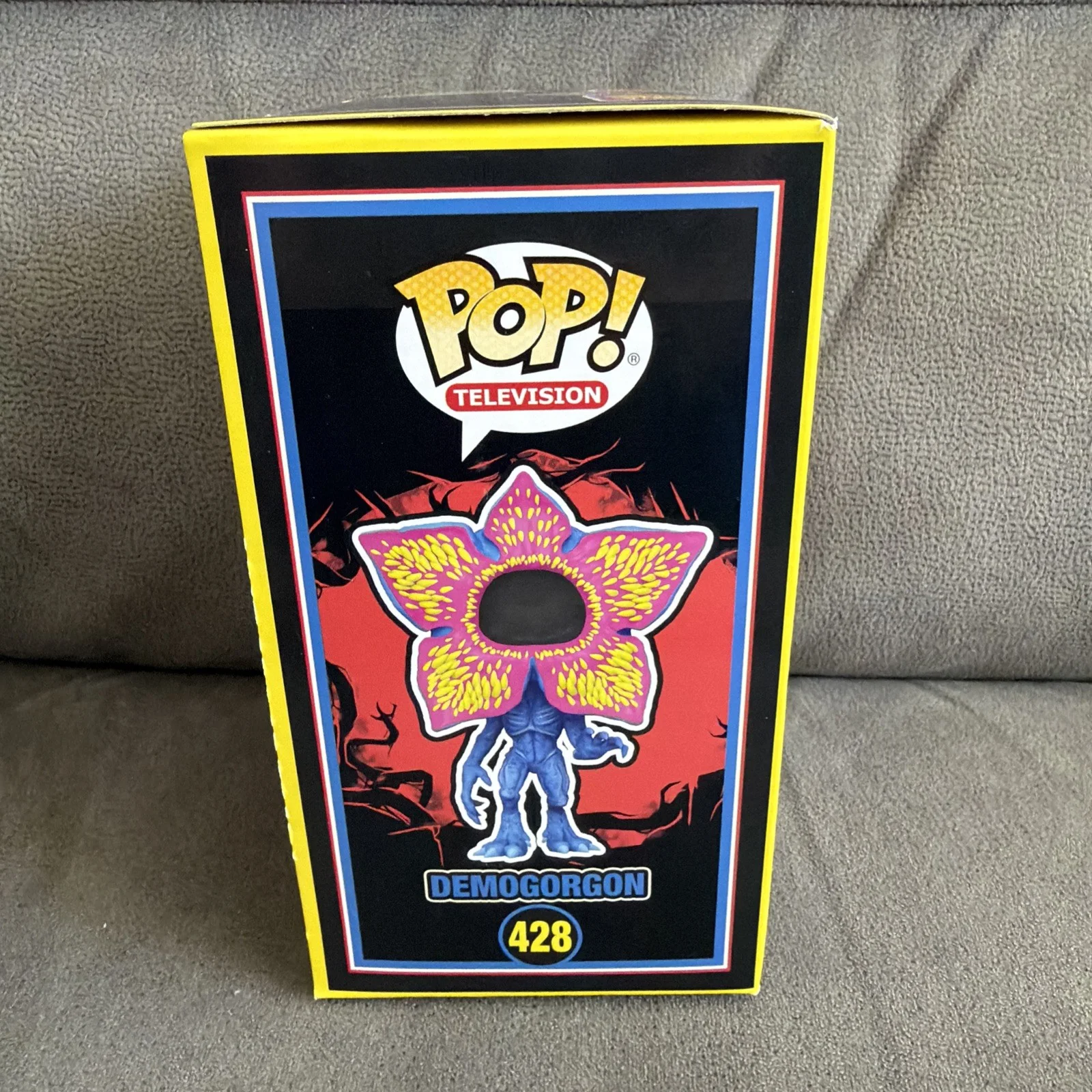 MARK STEGER — MARK STEGER SIGNED DEMOGORGON GLOW IN THE DARK FUNKO POP 428 STRANGER THINGS, изображение 3