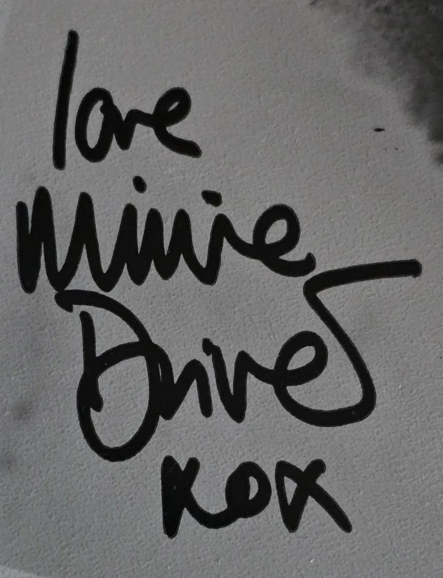 MINNIE DRIVER (007 JAMES BOND/Good Will Hunting Actress) AUTHENTIC AUTOGRAPH!, image 2