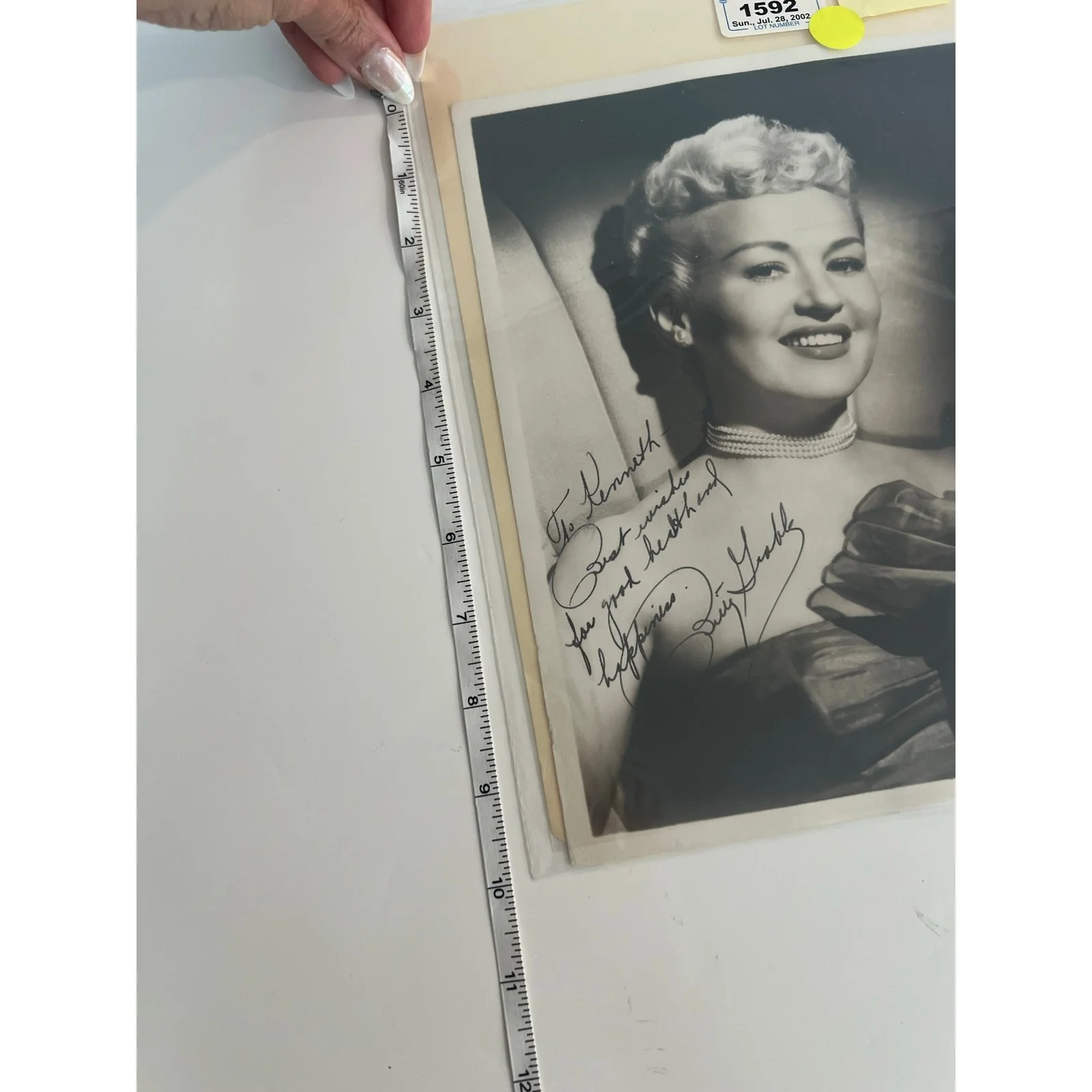 Signed Autographed Photo of Betty Grable Hello Dolly 1965, изображение 4
