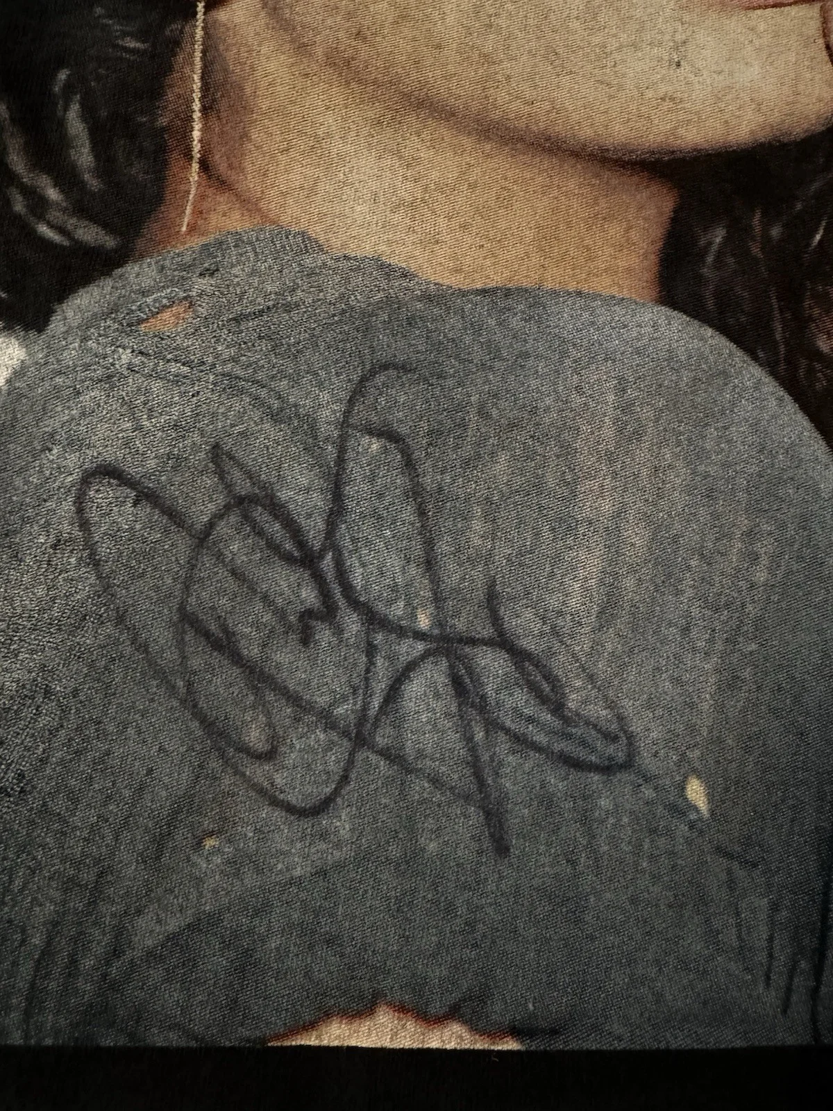 Rebecca Black Autographed Shirt - Signed - Size XL - NWOT - RARE, изображение 2