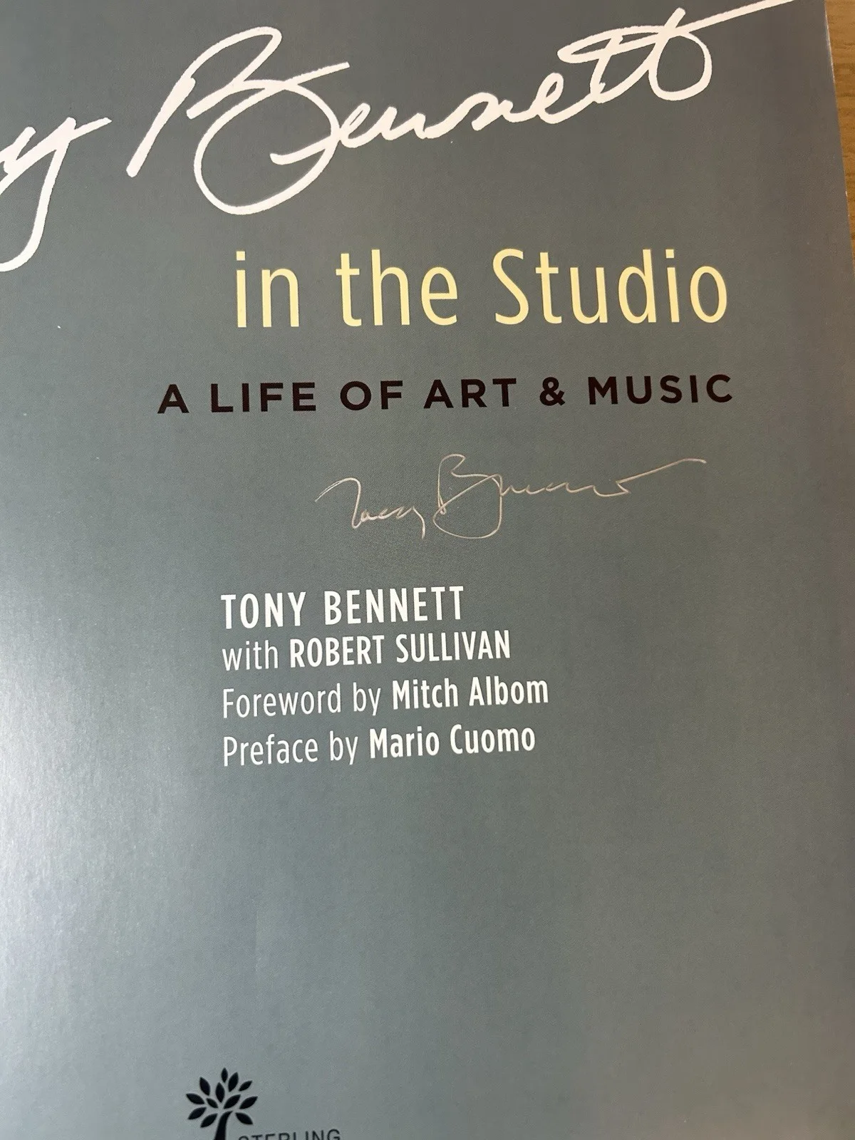 TONY BENNETT SIGNED IN THE STUDIO A LIFE OF ART & MUSIC BOOK COA CD AUTOGRAPH, изображение 3