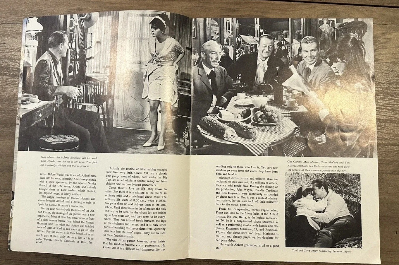 CINERAMA CIRCUS WORLD/ MAGNIFICENT SHOWMAN PROGRAMS, image 4