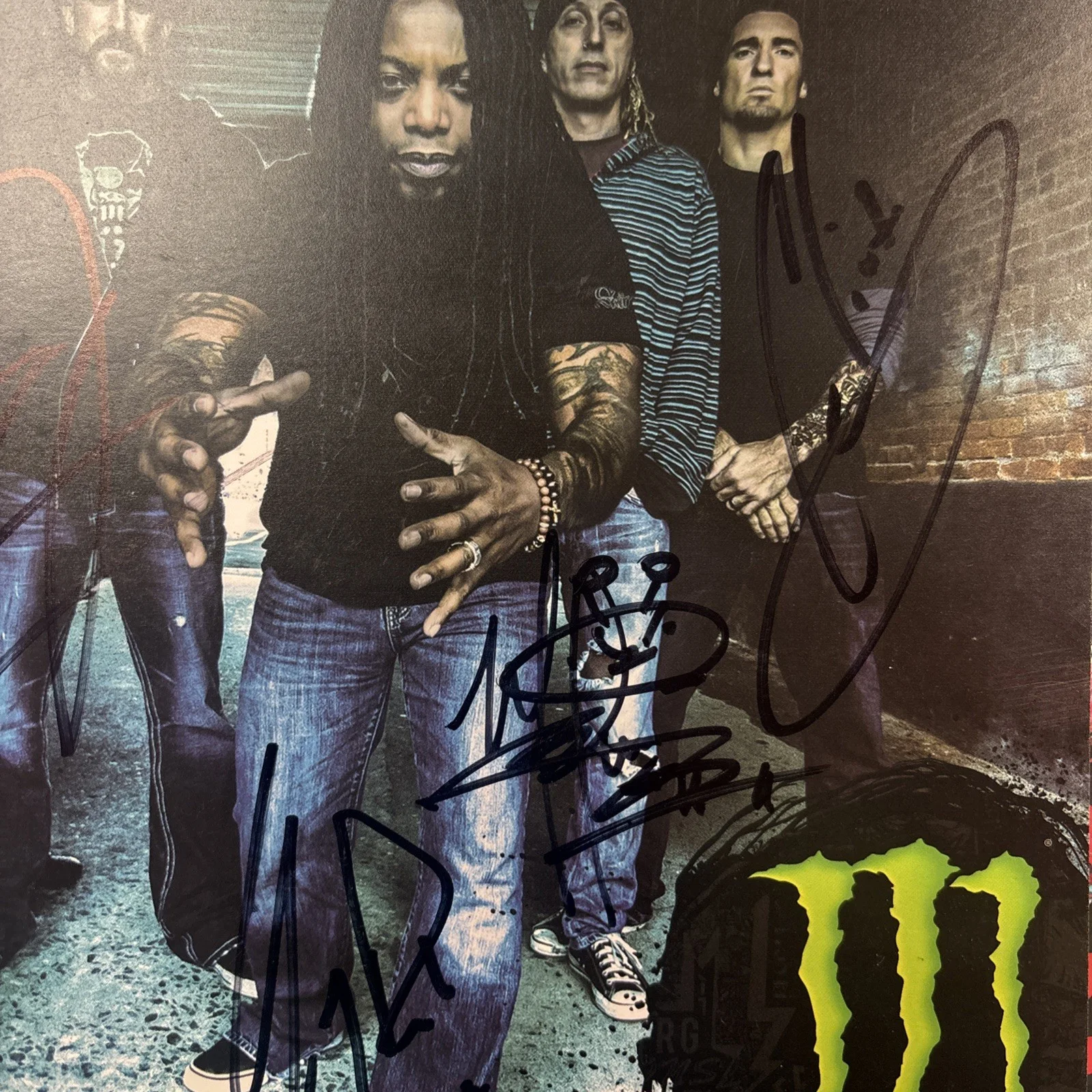 Seven Dust Autographed 8x10 Photo By Whole Band 2013 With Vip Pass, изображение 2