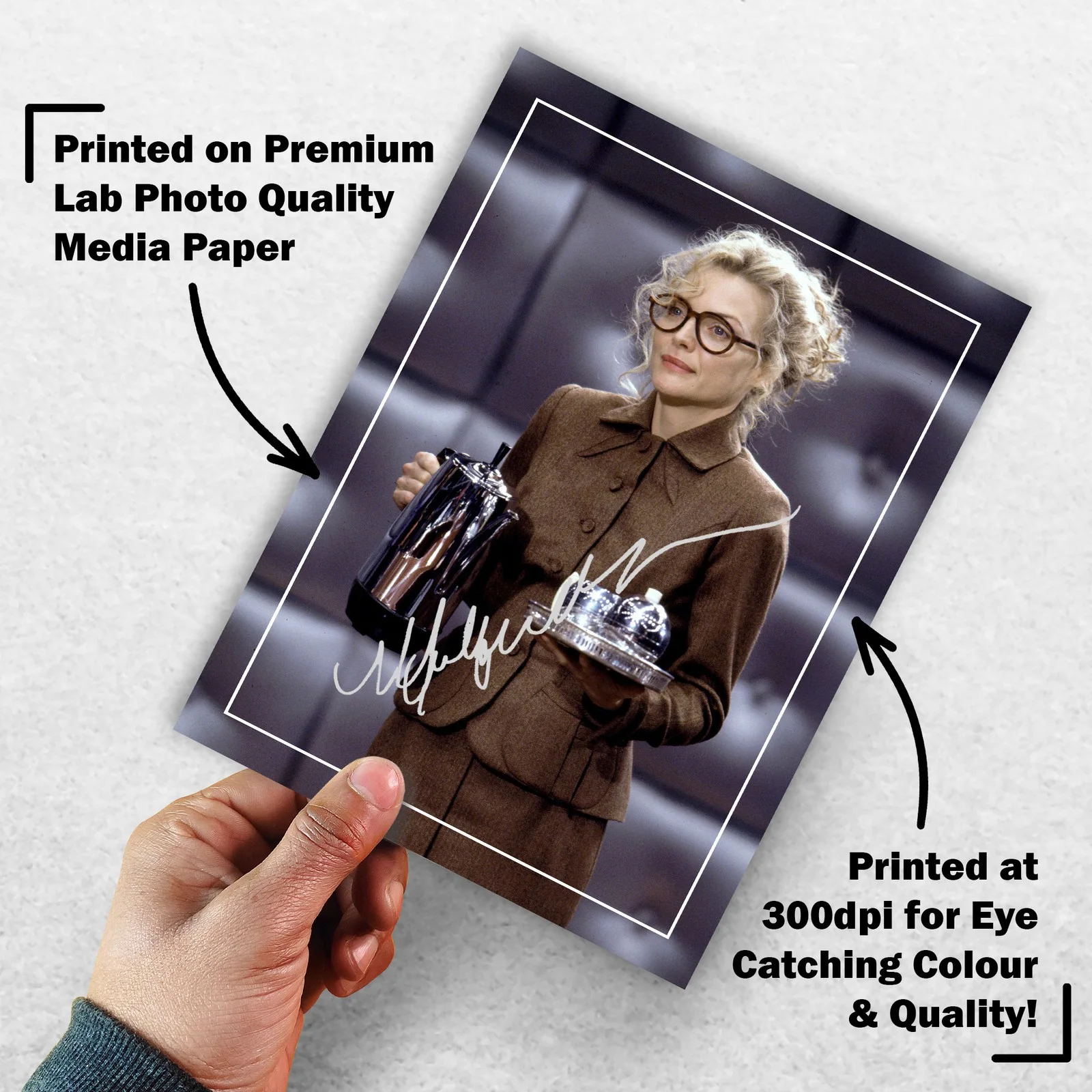 Michelle Pfeiffer Signed Memorabilia 8x6 Pre Printed Autograph Photo Memorabilia, изображение 3