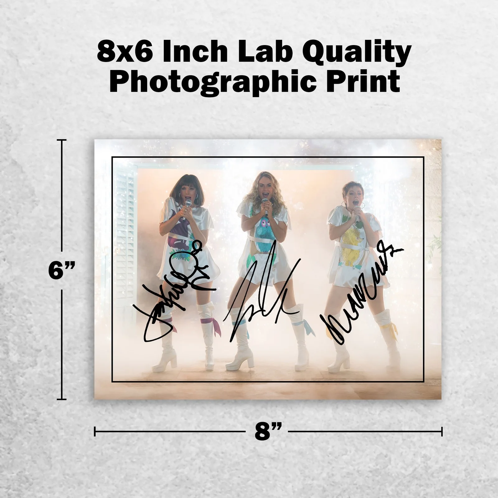Jessica Keenan Lily James Signed Memorabilia 8x6 Pre Printed Autograph Photo, изображение 2