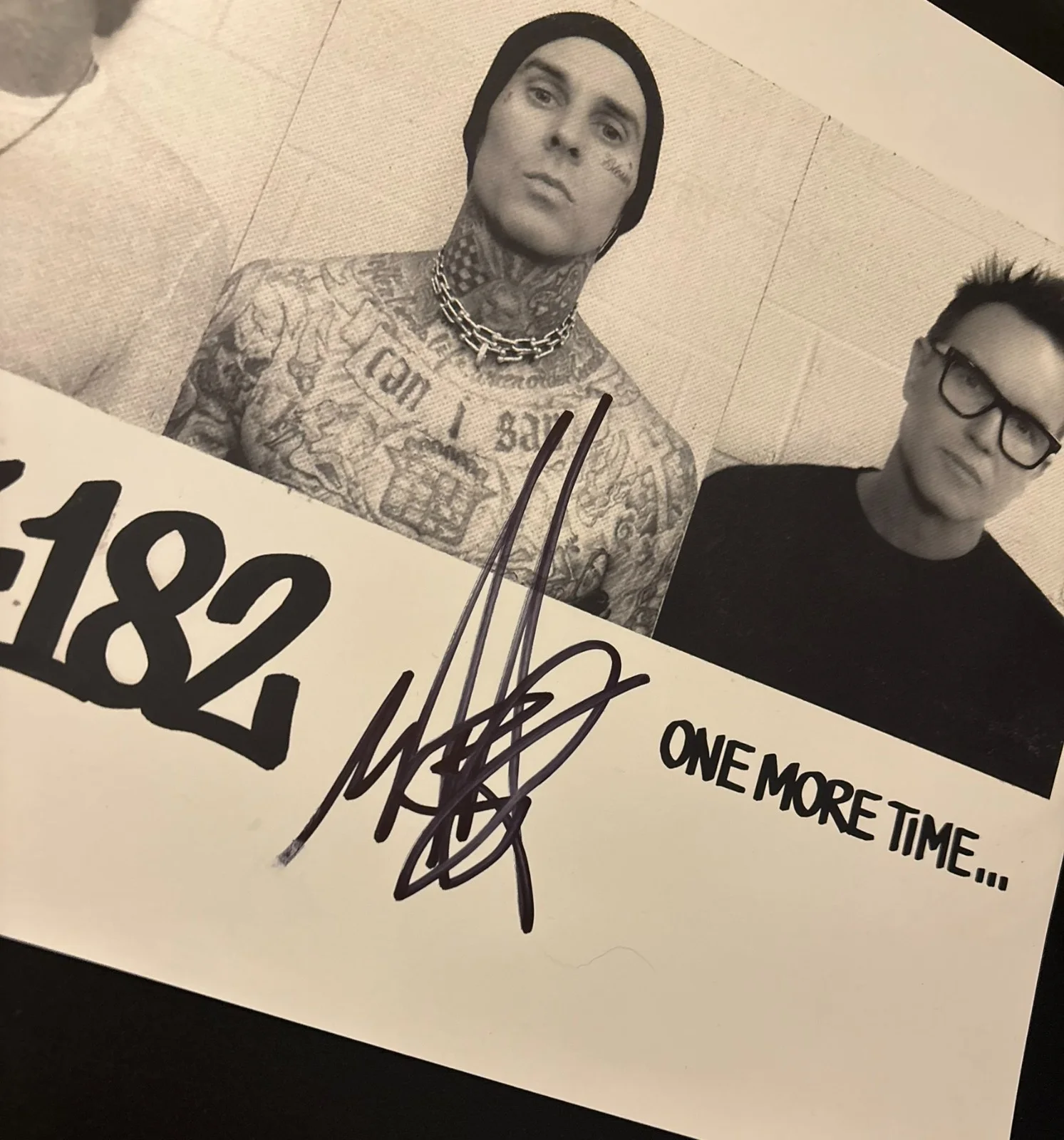 GFA Blink-182 Band Bassist * MARK HOPPUS * Signed 11x14 Photo COA, изображение 2