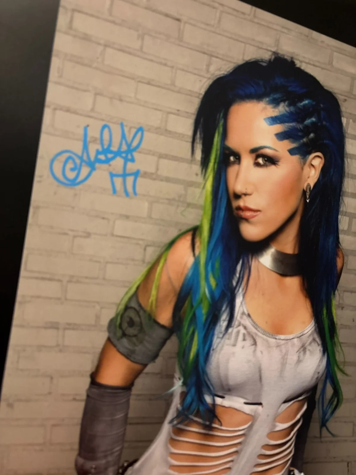 GFA Arch Enemy Singer * ALISSA WHITE-GLUZ * Signed 11x14 Photo PROOF COA, image 3