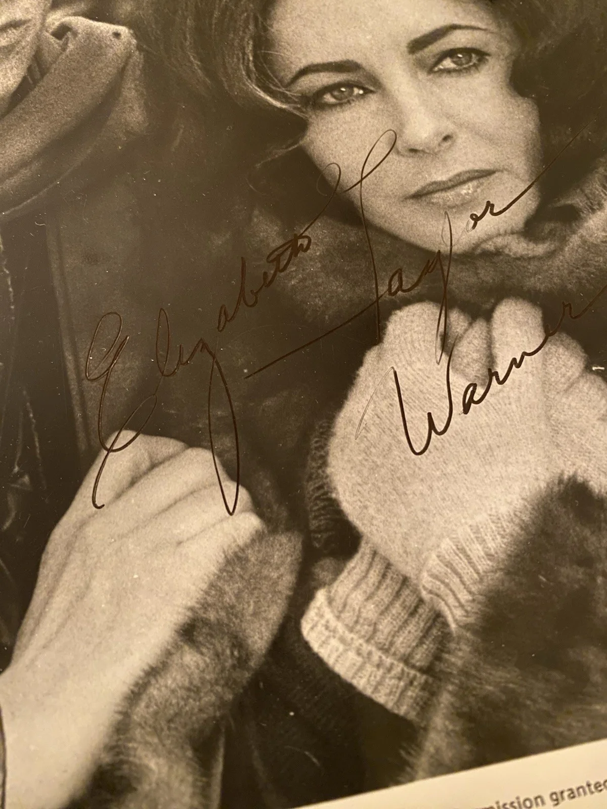 Elizabeth Taylor — Elizabeth Taylor Signed Autographed 8x10 Photo With COA Ash Wednesday RARE, image 3