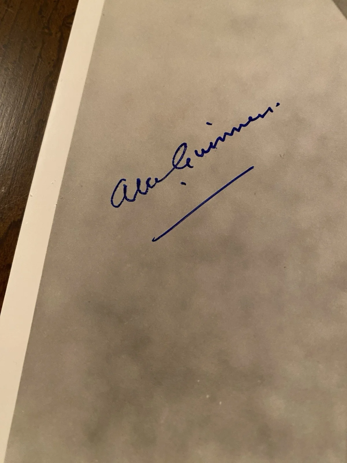 Alec Guinness — Alec Guinness Signed Autographed Photo w/ COA Bridge On The River Kwai Star Wars, изображение 3