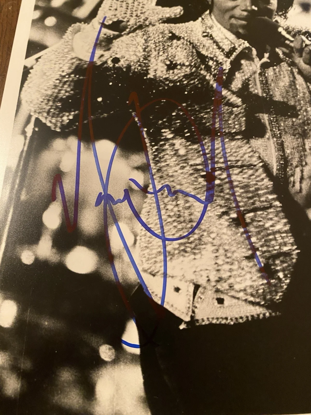 Michael Jackson Signed Autographed Photo With COA Pop Singer King Of Pop, image 3