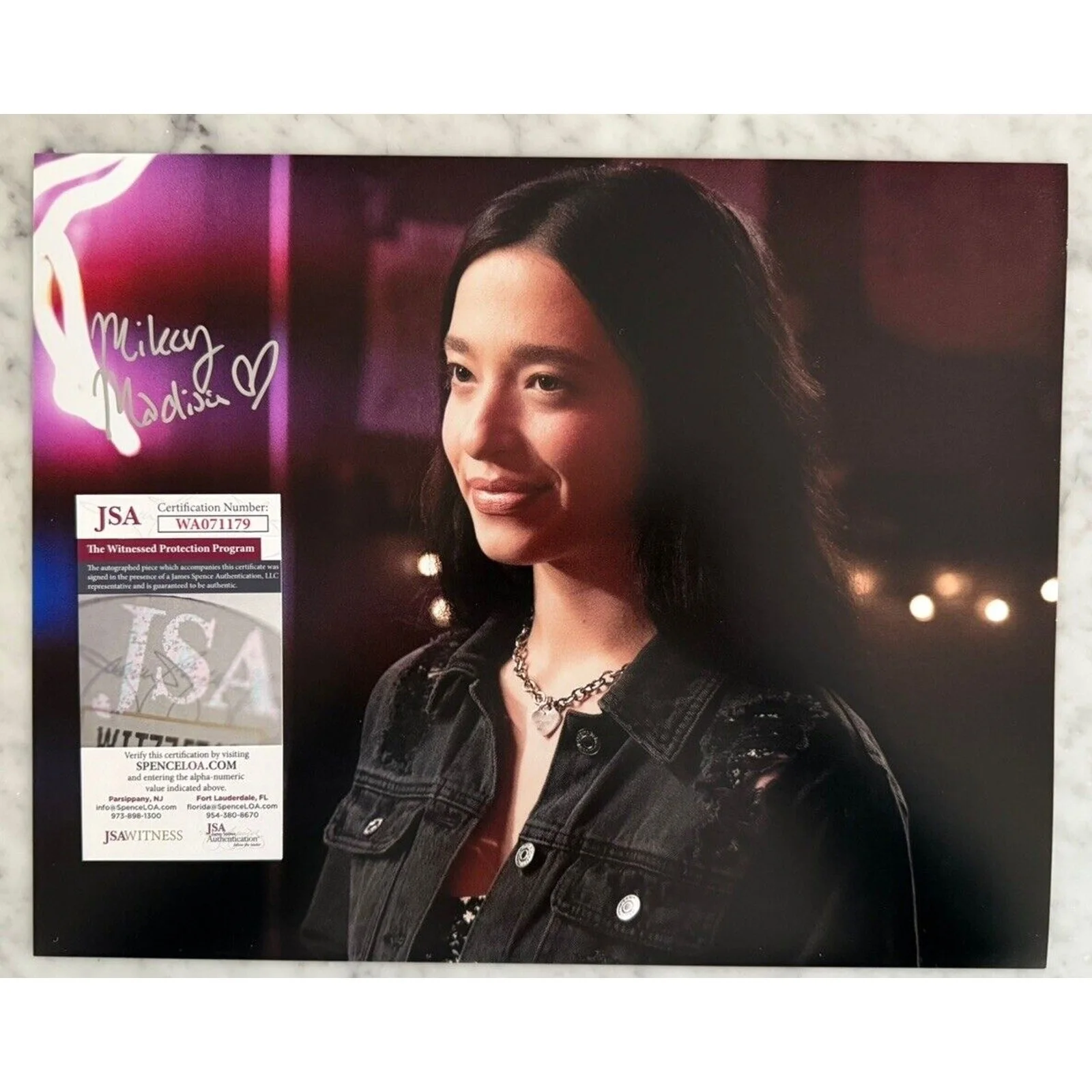 MIKEY MADISON SIGNED 11x14 Photo Scream Authentic Autograph JSA Anora Oscars, image 3