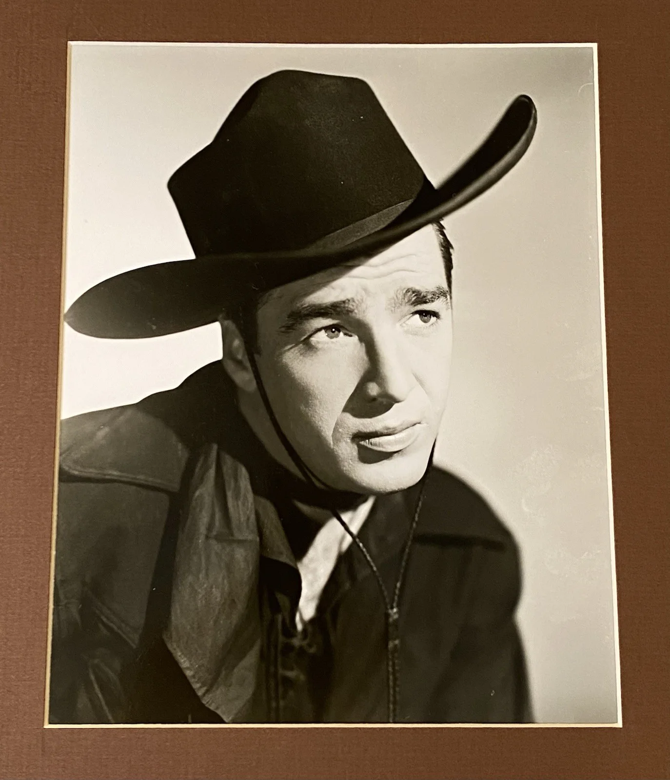 Westerns Actor Lash LaRue Signed & Matted Notecard with Picture, image 3