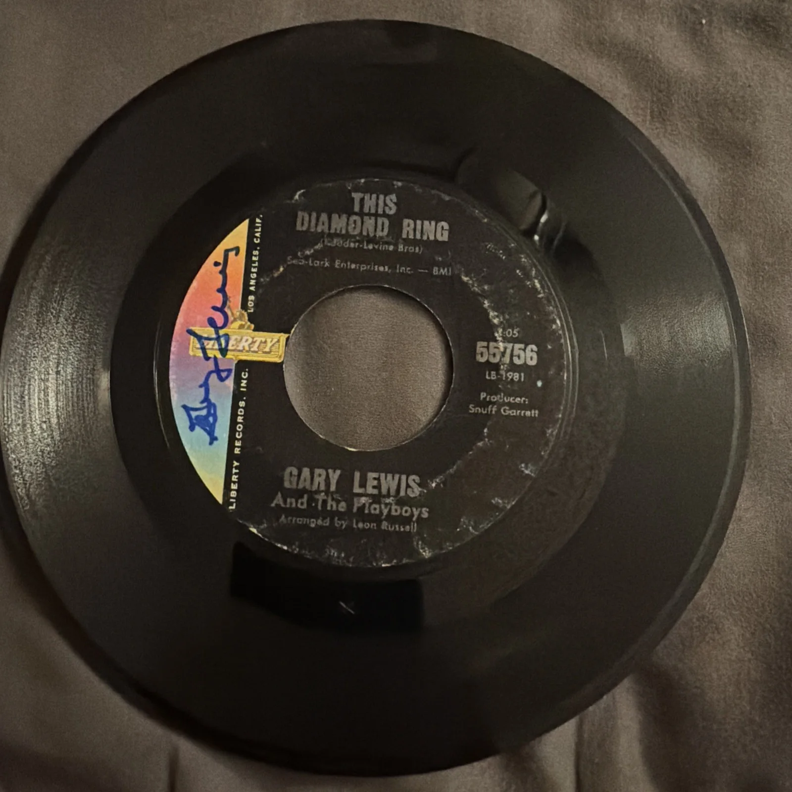 Gary Lewis Signed 45 This Diamond Ring Liberty Records Autograph, image 3