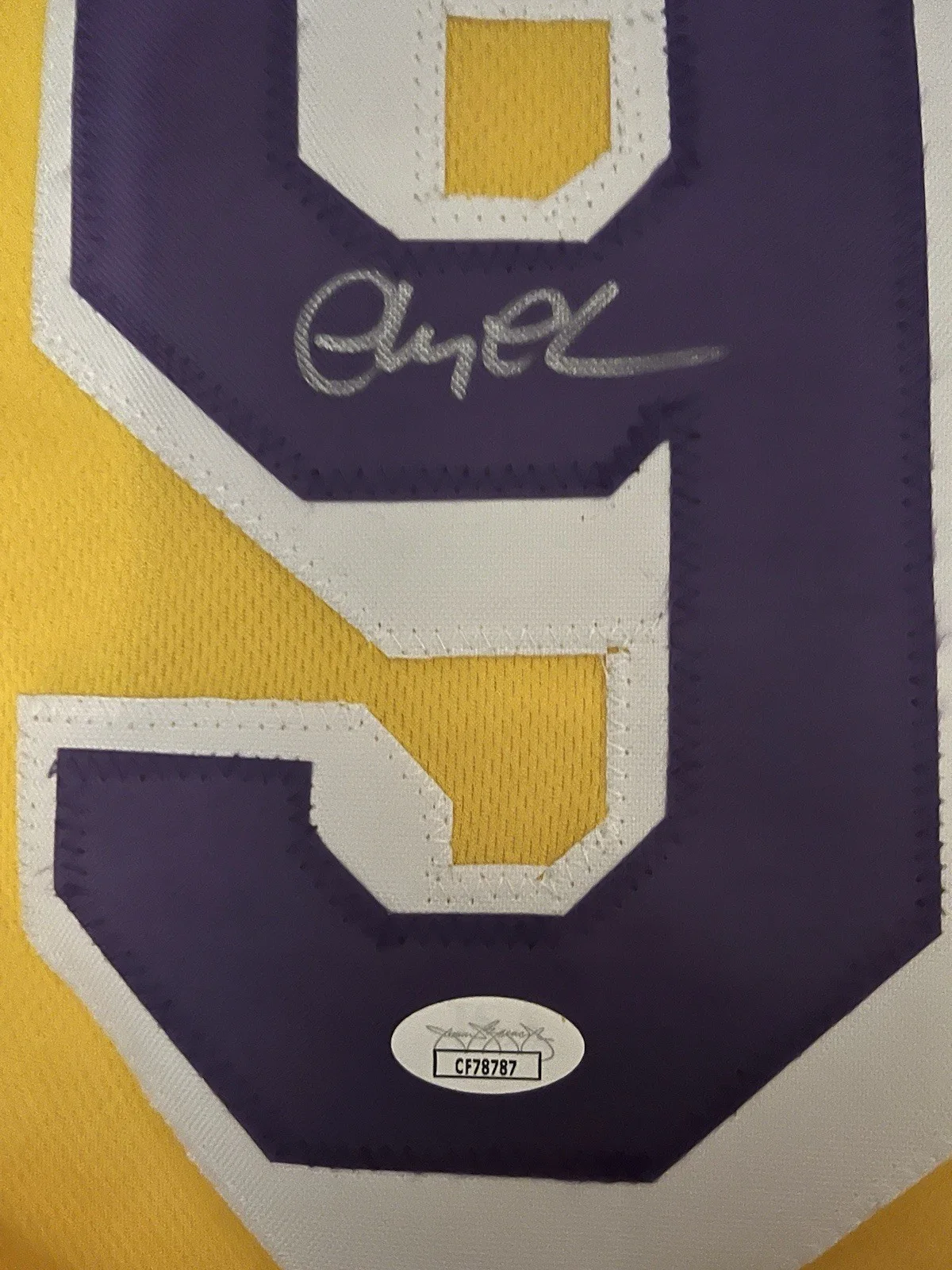 Fletch 99 Yellow Jersey Signed by Chevy Chase, image 2