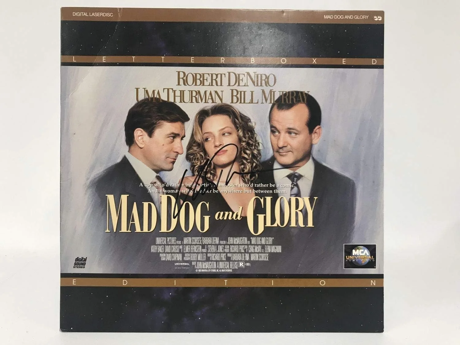 Uma Thurman — Uma Thurman Signed Autographed "Mad Dog & Glory" LaserDisc Laser Disc Movie