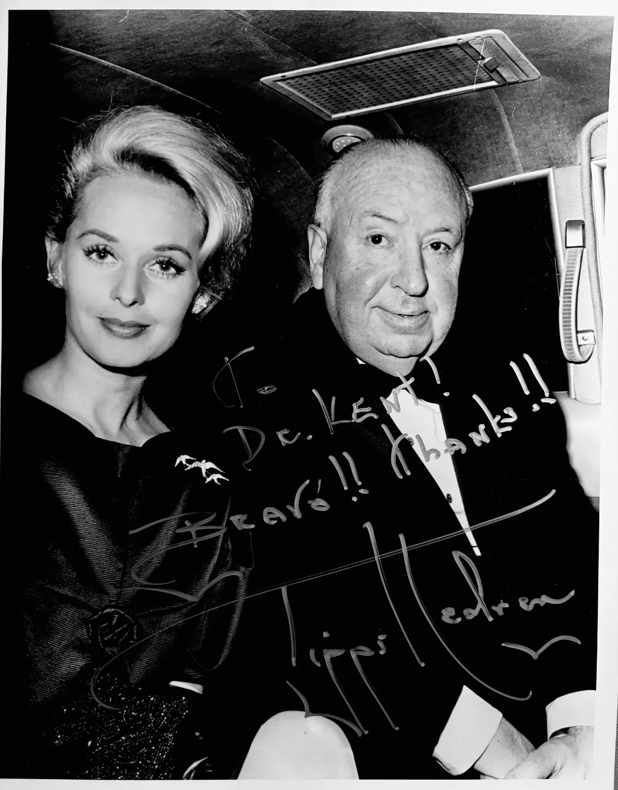 TIPPI HEDREN — Tippi Hedren Signed•Candid 8X10 w/ Hitchcock *The Birds*•FANTASTIC PHOTO w/ COA, изображение 2
