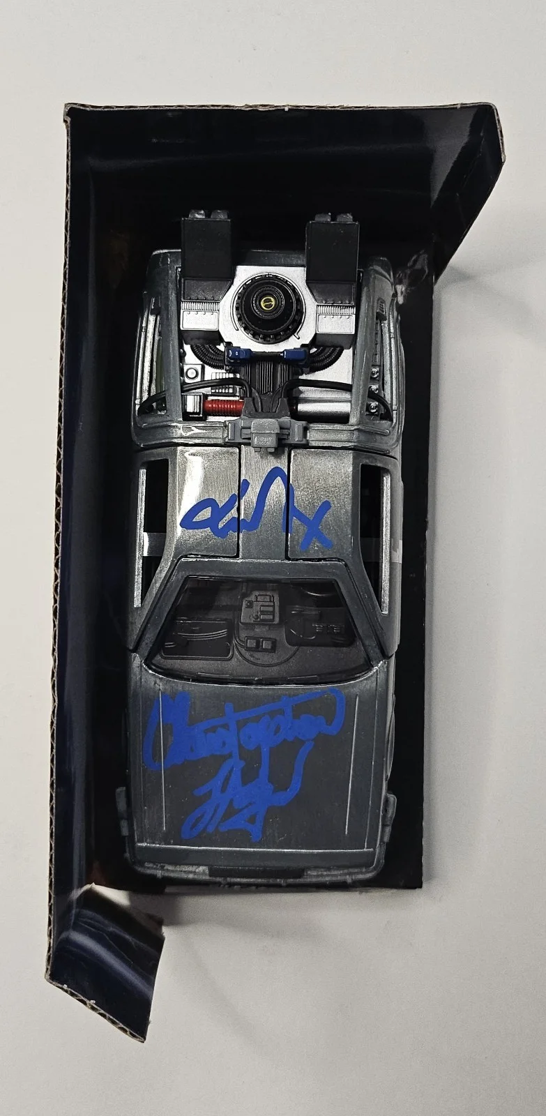 Michael J. Fox, Christopher Lloyd — Michael J Fox Christopher Lloyd Signed Back To The Future 1:32 Delorean COA, image 3