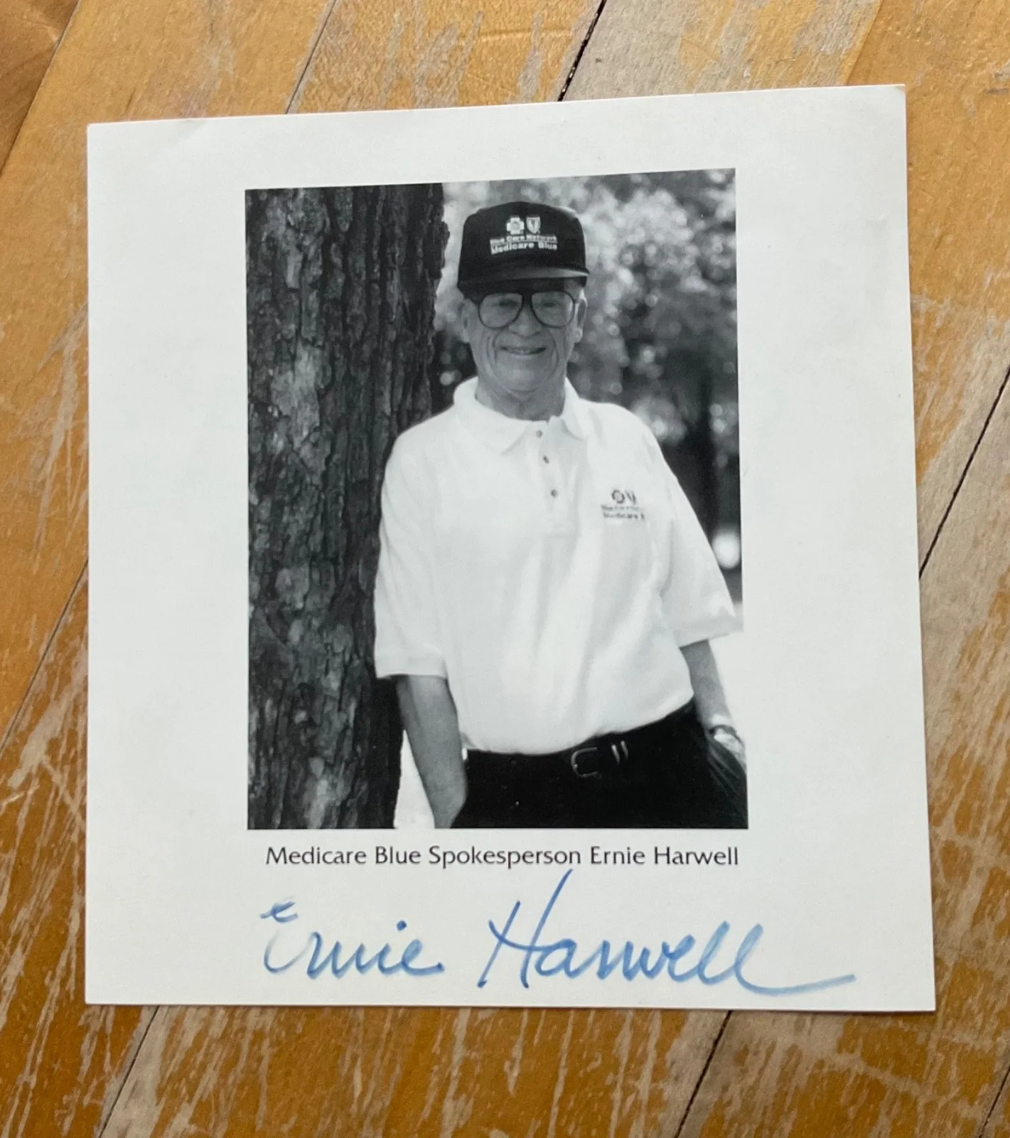VINTAGE ==ERNIE HARWELL HAND SIGNED AUTOGRAPHED B&W 5X6 ORIGINAL MEDICARE PHOTO, изображение 4