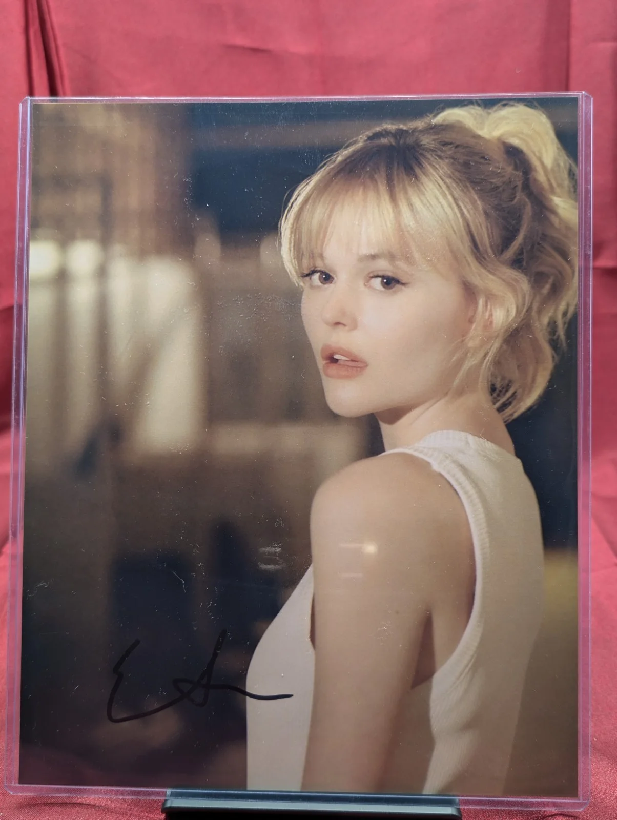 Emily Alyn Lind — Emily Alyn Lind Signed 8x10 Photo Doctor Sleep PSA AO17097