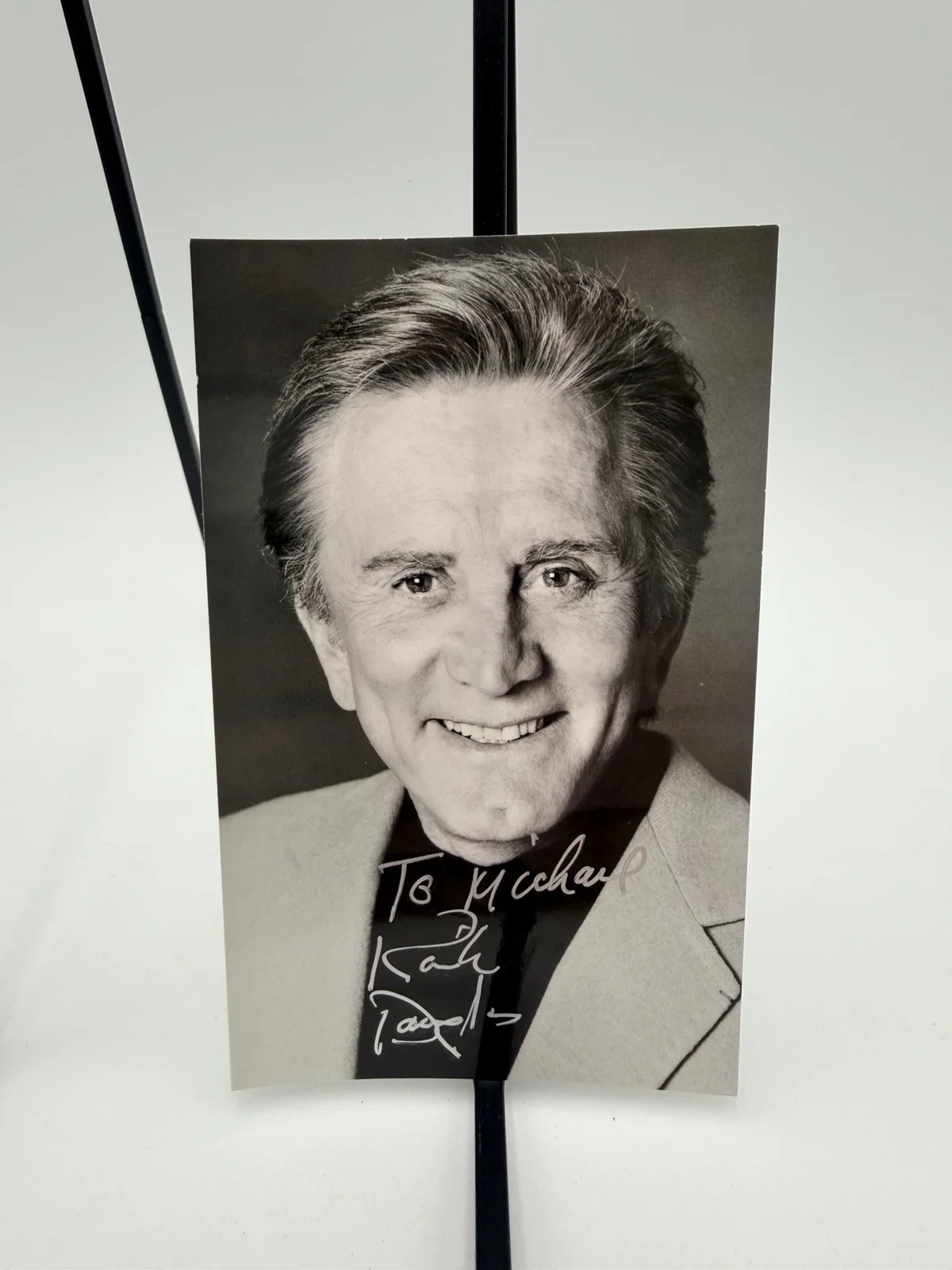 Kirk Douglas — Kirk Douglas Actor Hand Signed 3x5 Autographed Fan Photo Portrait