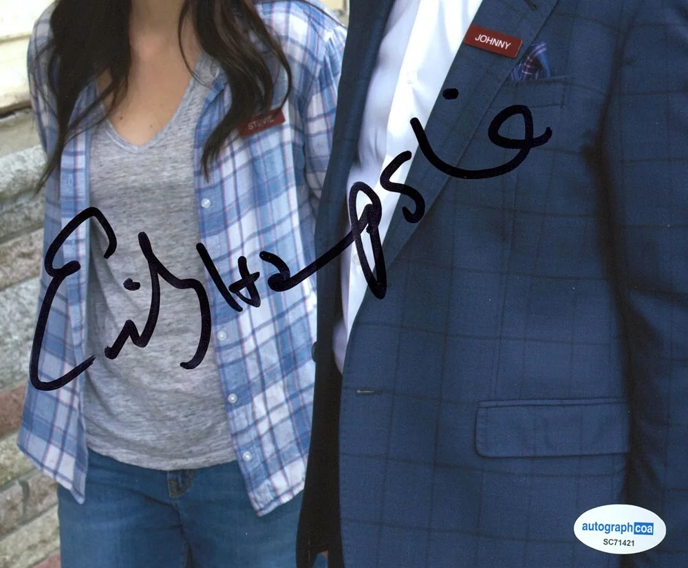 EMILY HAMPSHIRE — Emily Hampshire signed "SCHITT'S CREEK" 8x10 Photo h EXCT PROOF Stevie Budd ACOA, image 5