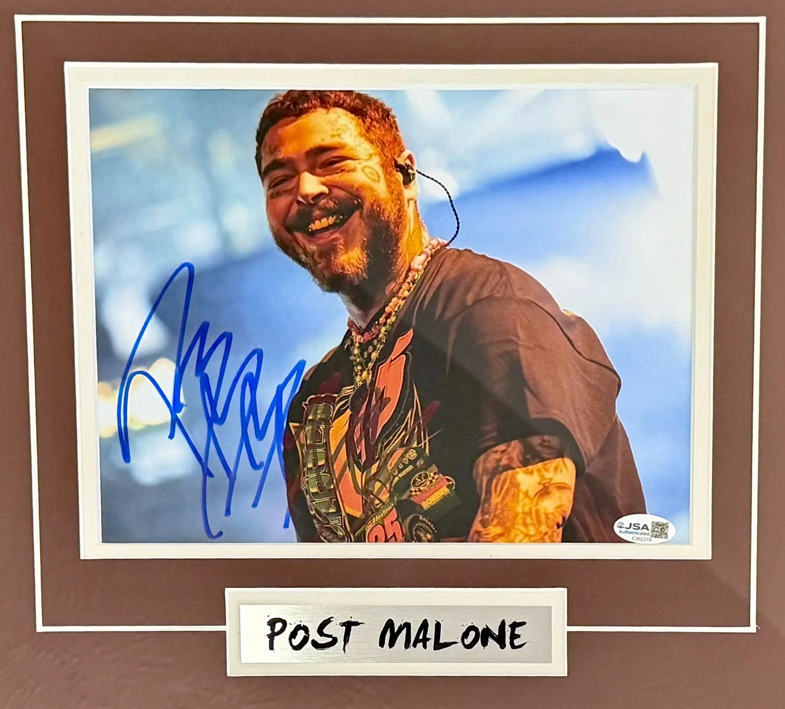 Post Malone Autograph Signed 15x16 Custom Framed Photo JSA COA Music Memorabilia, image 2