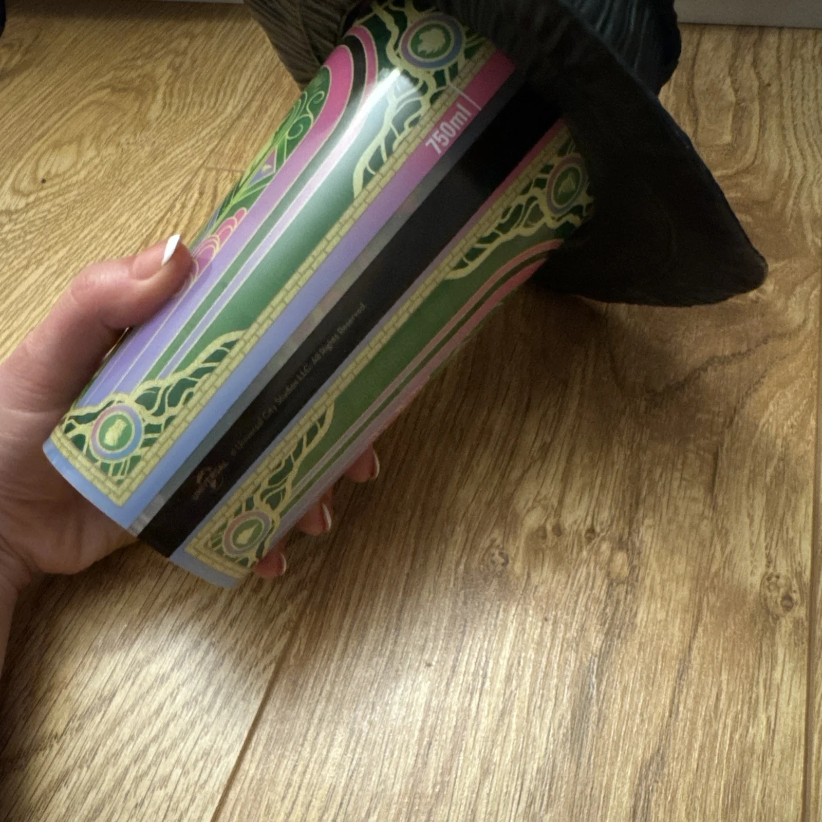 'Wicked for Good' Movie Collectable 32oz Elphaba hat lid, Cinema Drink Cup. New, изображение 3