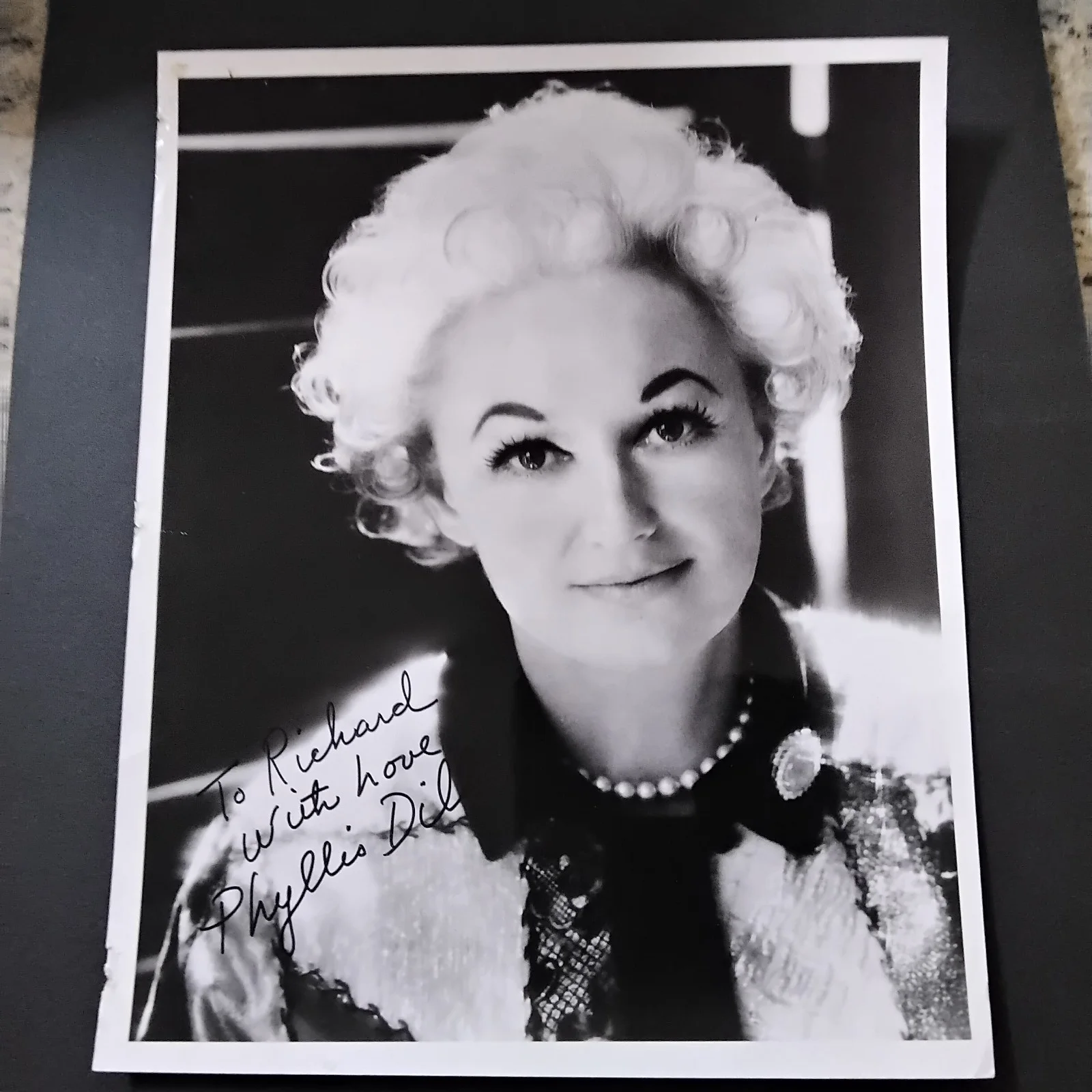 Phyllis Diller SIGNED Photo 60s Movie TV Comedy Actress Sunshine Boys Fat Spy, изображение 2