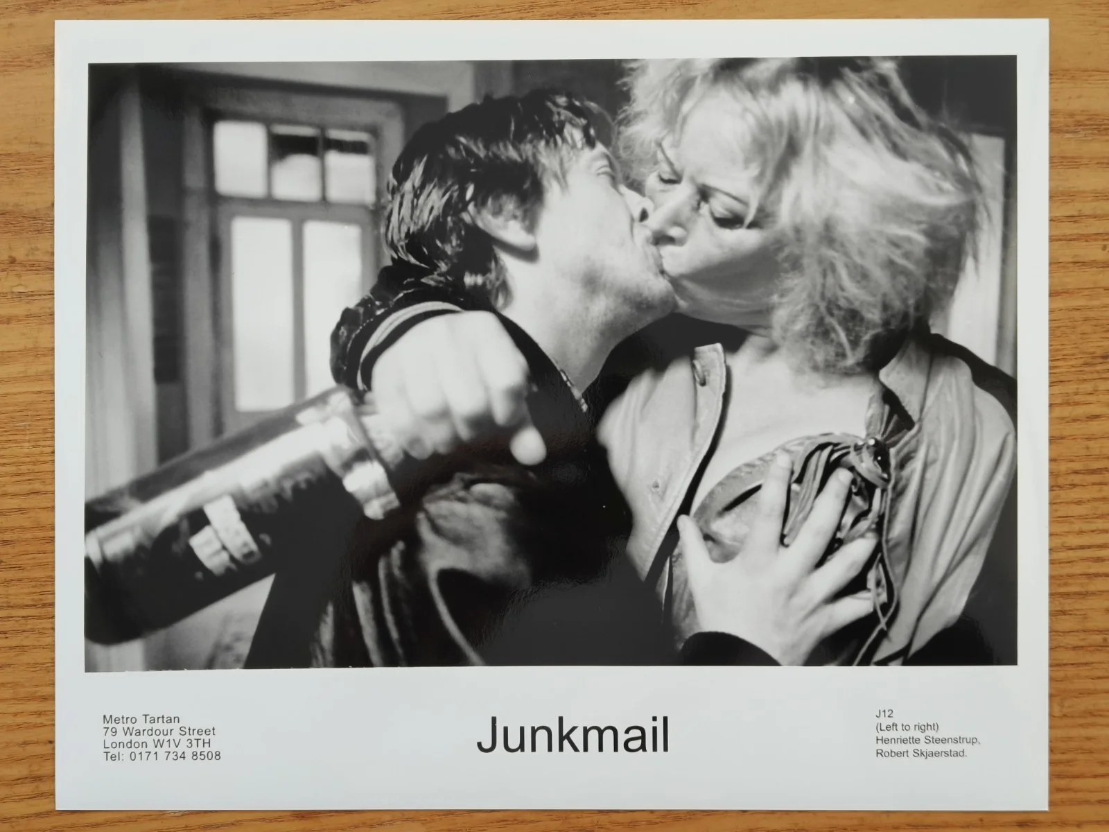 Official Production Stills of Budbringeren (Junk Mail) Foreign Language Film x5, image 5