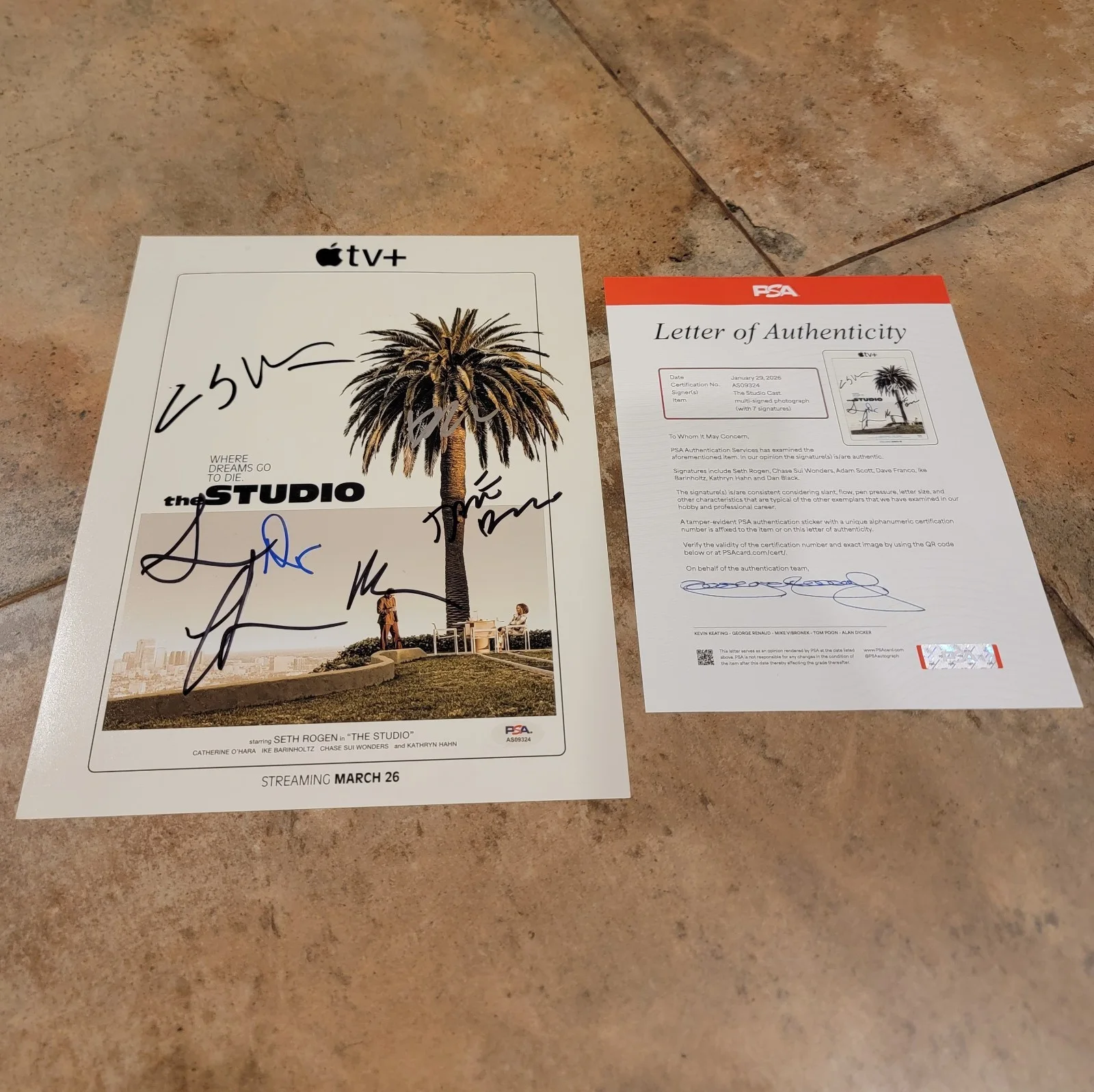Seth Rogen, Chase Sui Wonder, Ike Barinholtz, Kathryn Hahn — The Studio cast 7X signed 11x14 photo PSA Seth Rogen Ike Barinholtz Autograph