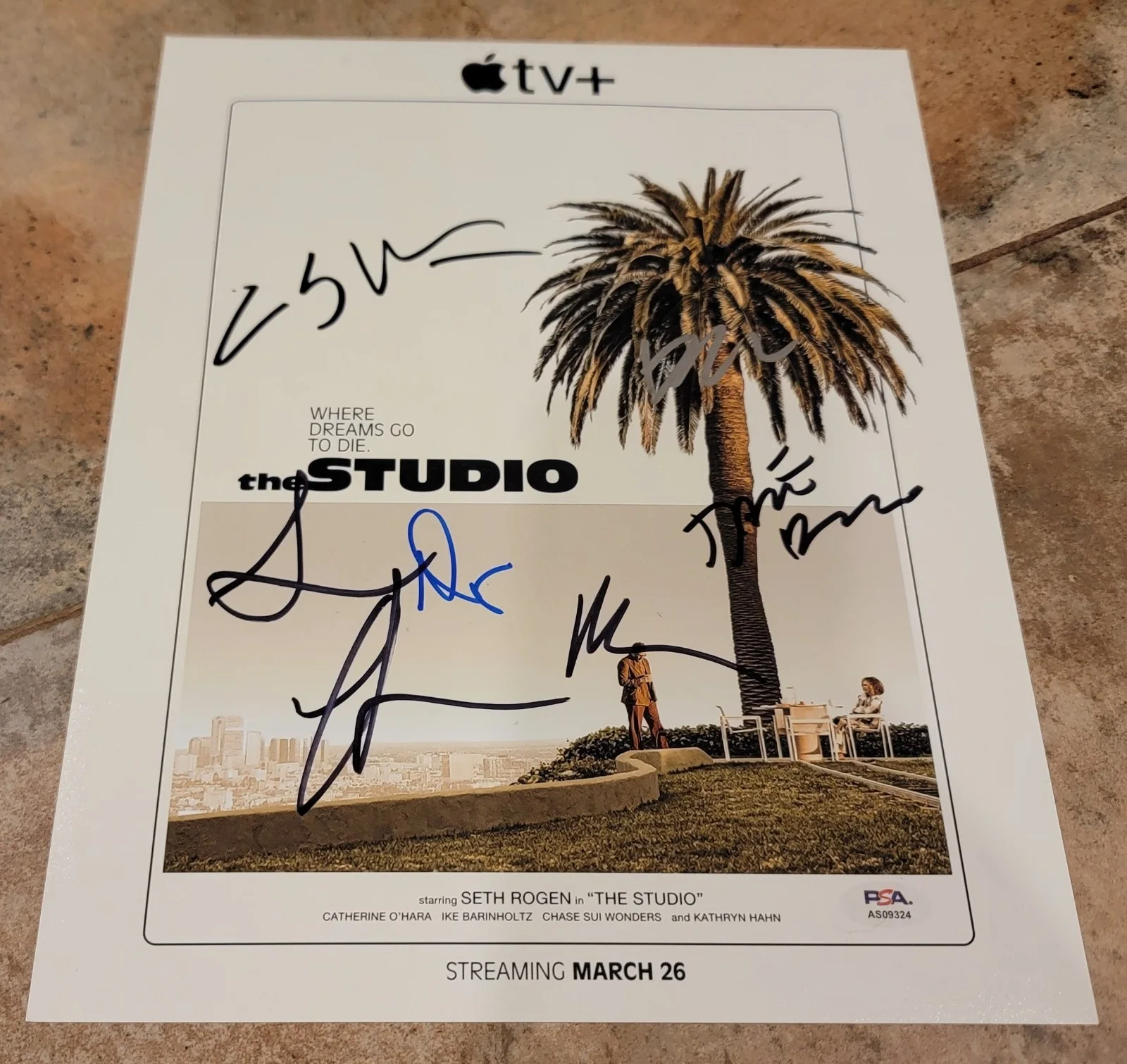 Seth Rogen, Chase Sui Wonder, Ike Barinholtz, Kathryn Hahn — The Studio cast 7X signed 11x14 photo PSA Seth Rogen Ike Barinholtz Autograph, image 2
