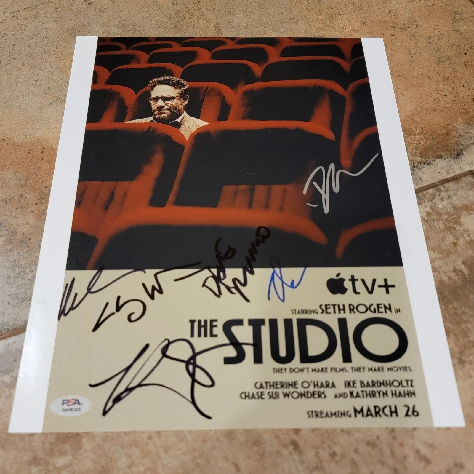 Seth Rogen, Chase Sui Wonder, Ike Barinholtz, Kathryn Hahn — The Studio cast 7X signed 11x14 photo PSA Autograph Seth Rogen Ike Barinholtz, image 2
