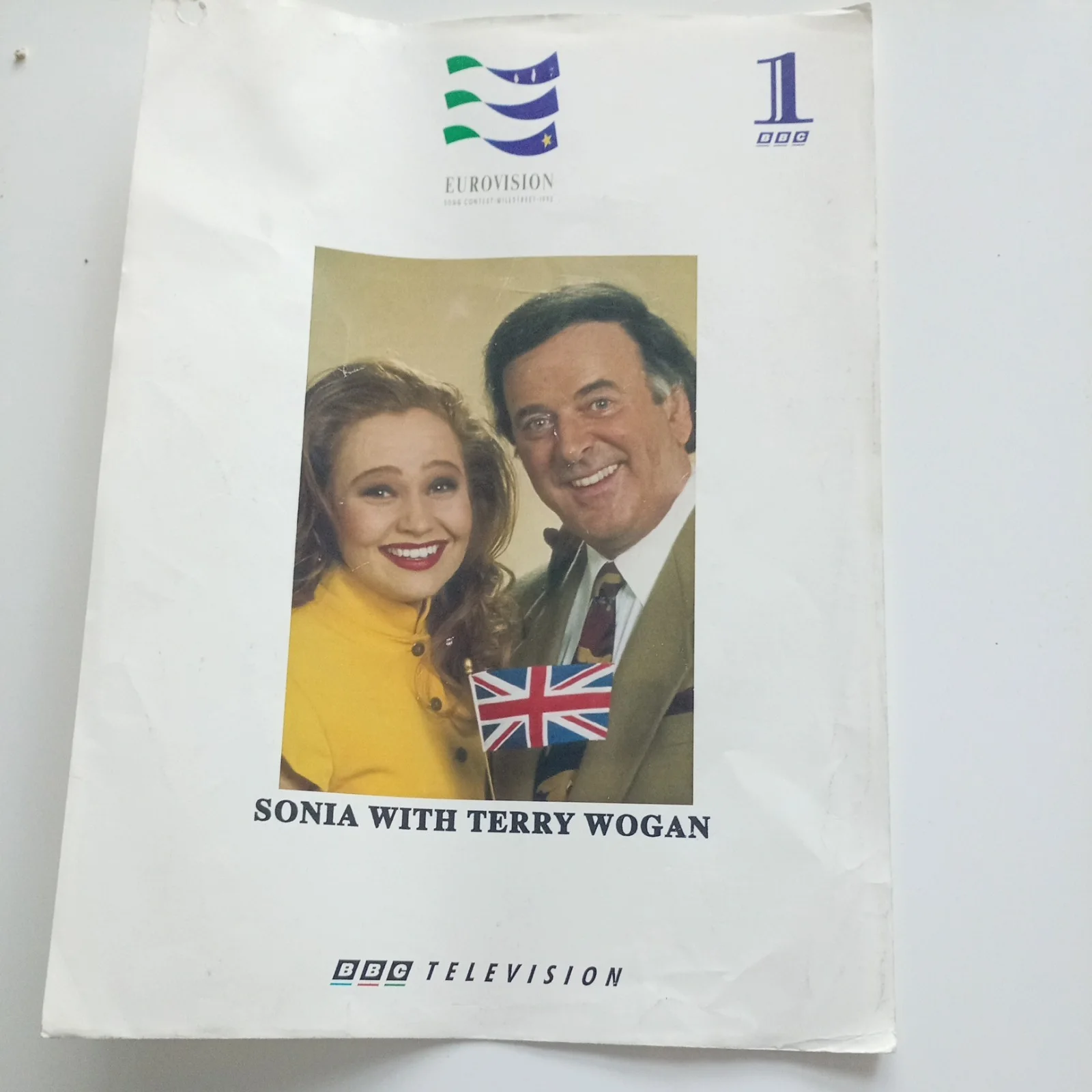 Eurovision 1993 BBC press information Biographies/lyrics separate colour cover, image 4