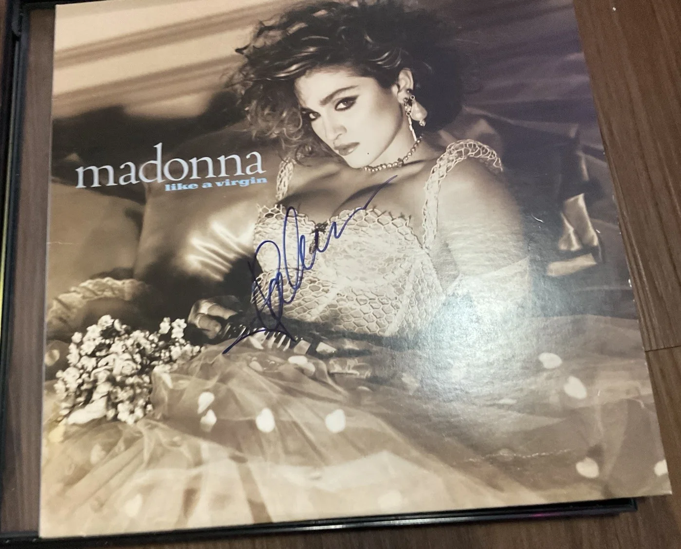 Madonna Like A Virgin LP Album Authentic Autograph In Glass Frame Rare With COA, image 5