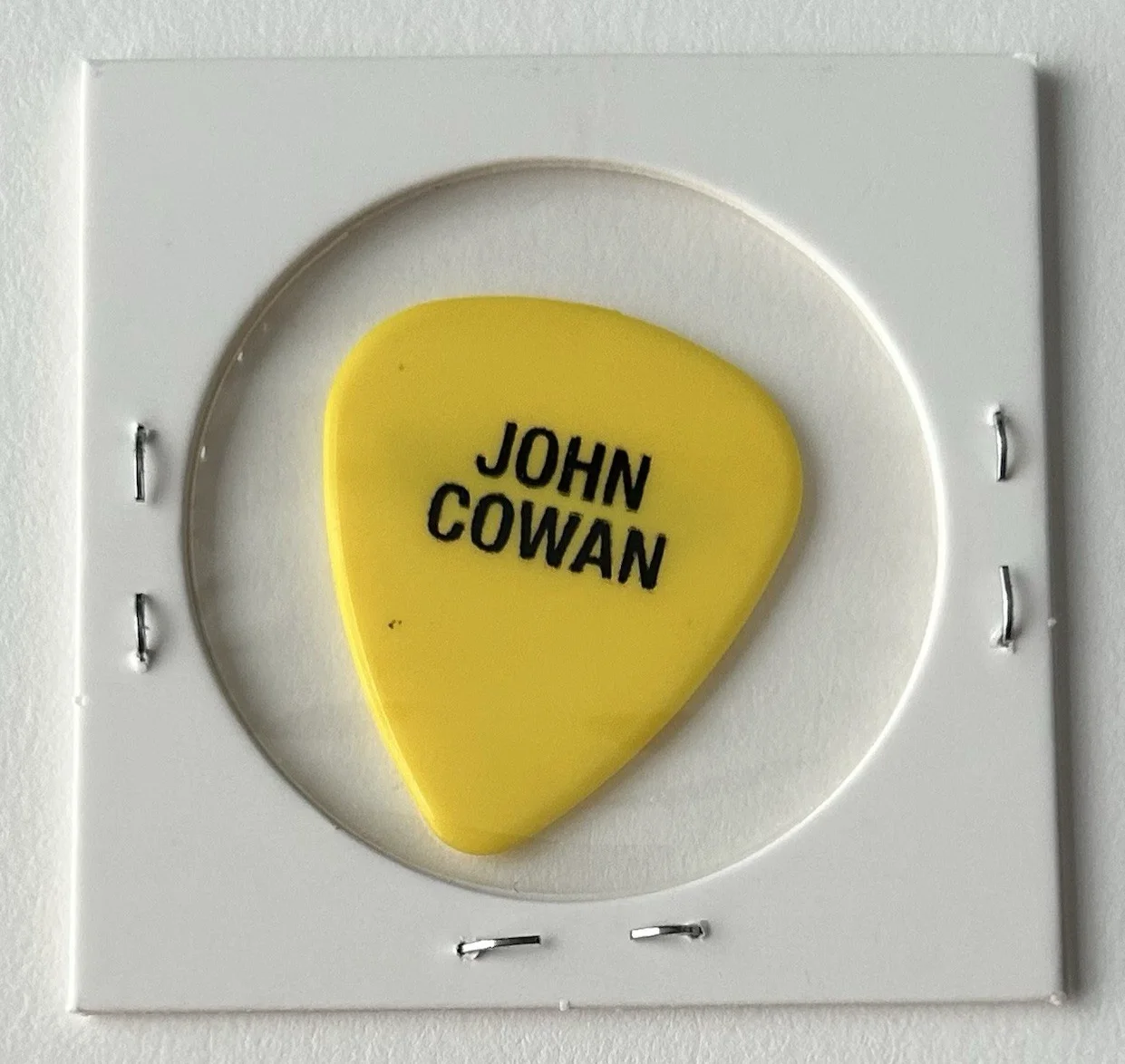 Doobie Brothers - John Cowan Tour Guitar Pick - Yellow/Black, изображение 2