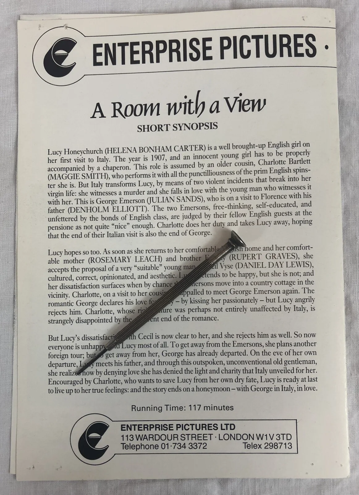A Room With A View, - Film Press Book, 1985, Maggie Smith, Judi Dench, Vintage, изображение 4