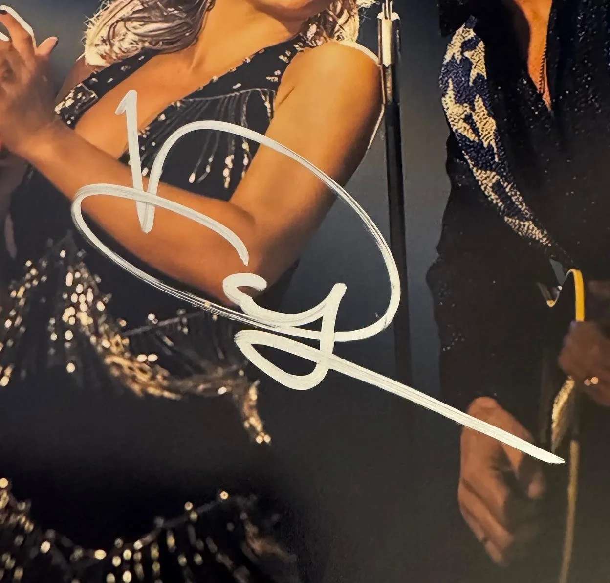 KATE HUDSON Autographed 11x17 Photo SIGNED Song Sung Blue, image 5