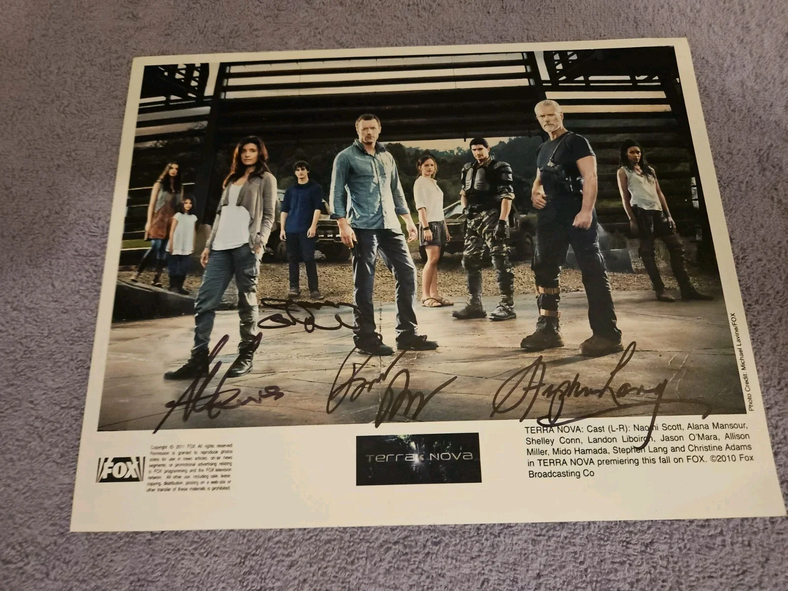 Terra Nova Cast Signed Photo By 4 Stephen Lang Jason O'Mara Wondercon 2011 SDCC, изображение 4