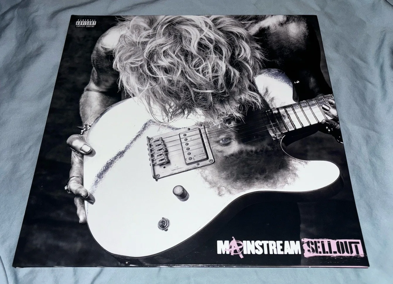 MGK Signed Vinyl Album Machine Gun Kelly Mainstream Sellout With Proof, image 3