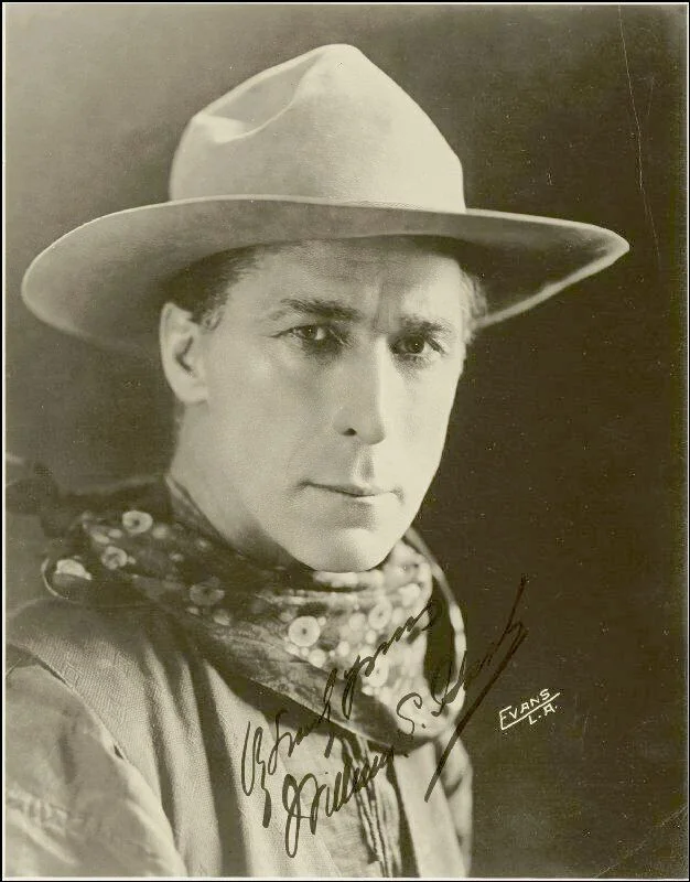 Autograph WILLIAM S. HART legendary Western actor / signed newspaper item, image 4